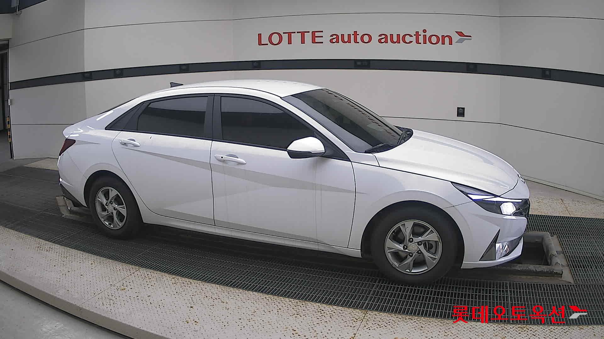 Hyundai Avante id 3466810 из Кореи 17