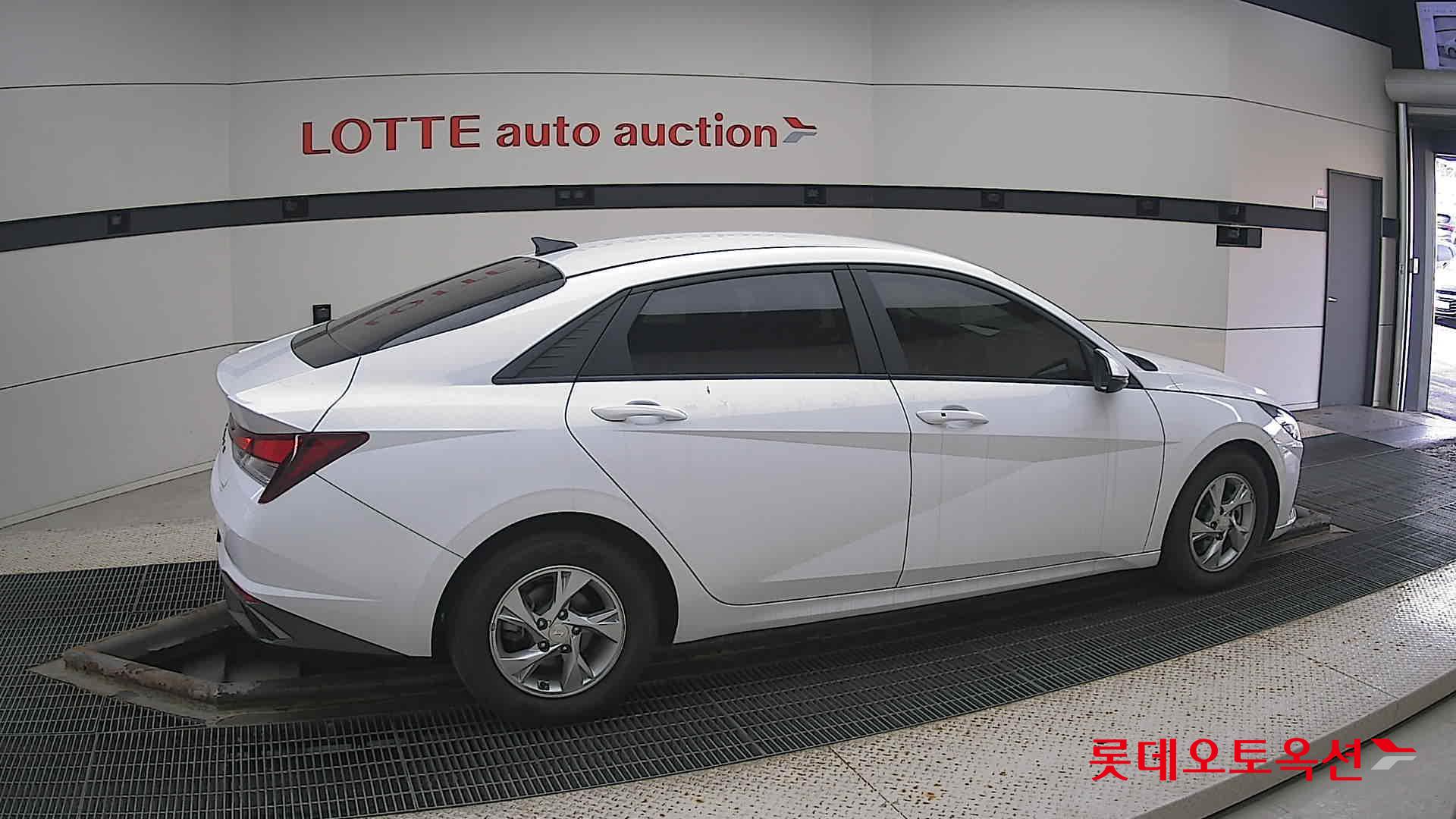 Hyundai Avante id 3466810 из Кореи 18