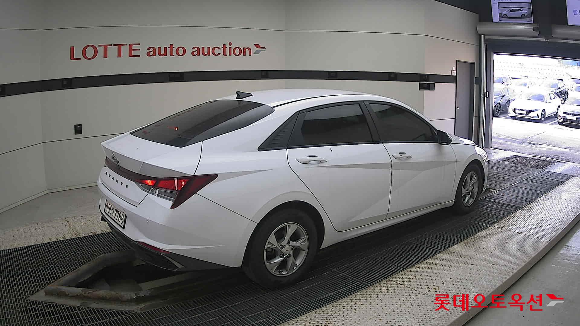 Hyundai Avante id 3466810 из Кореи 19