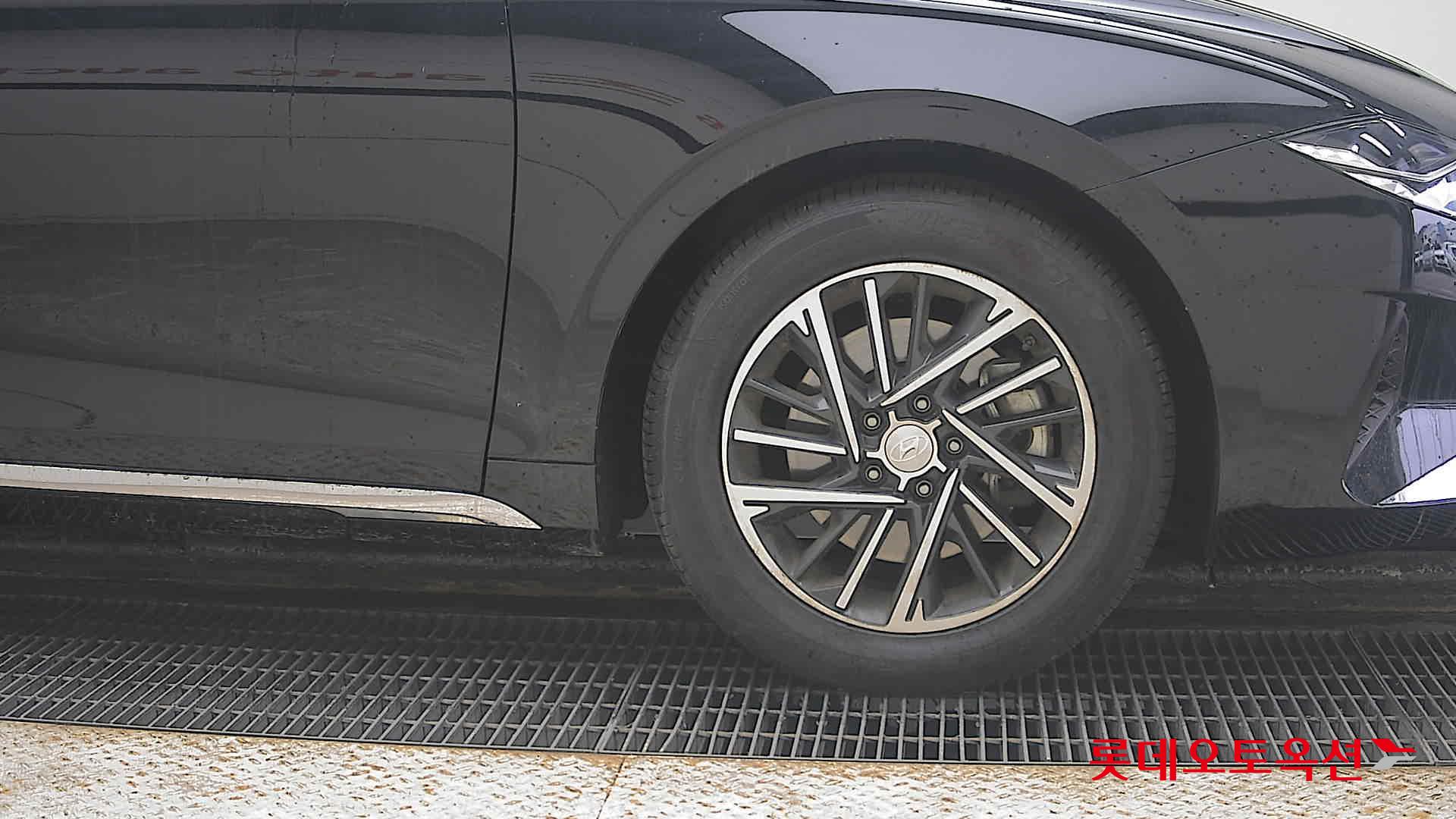 Hyundai Grandeur id 3809905 из Кореи 23