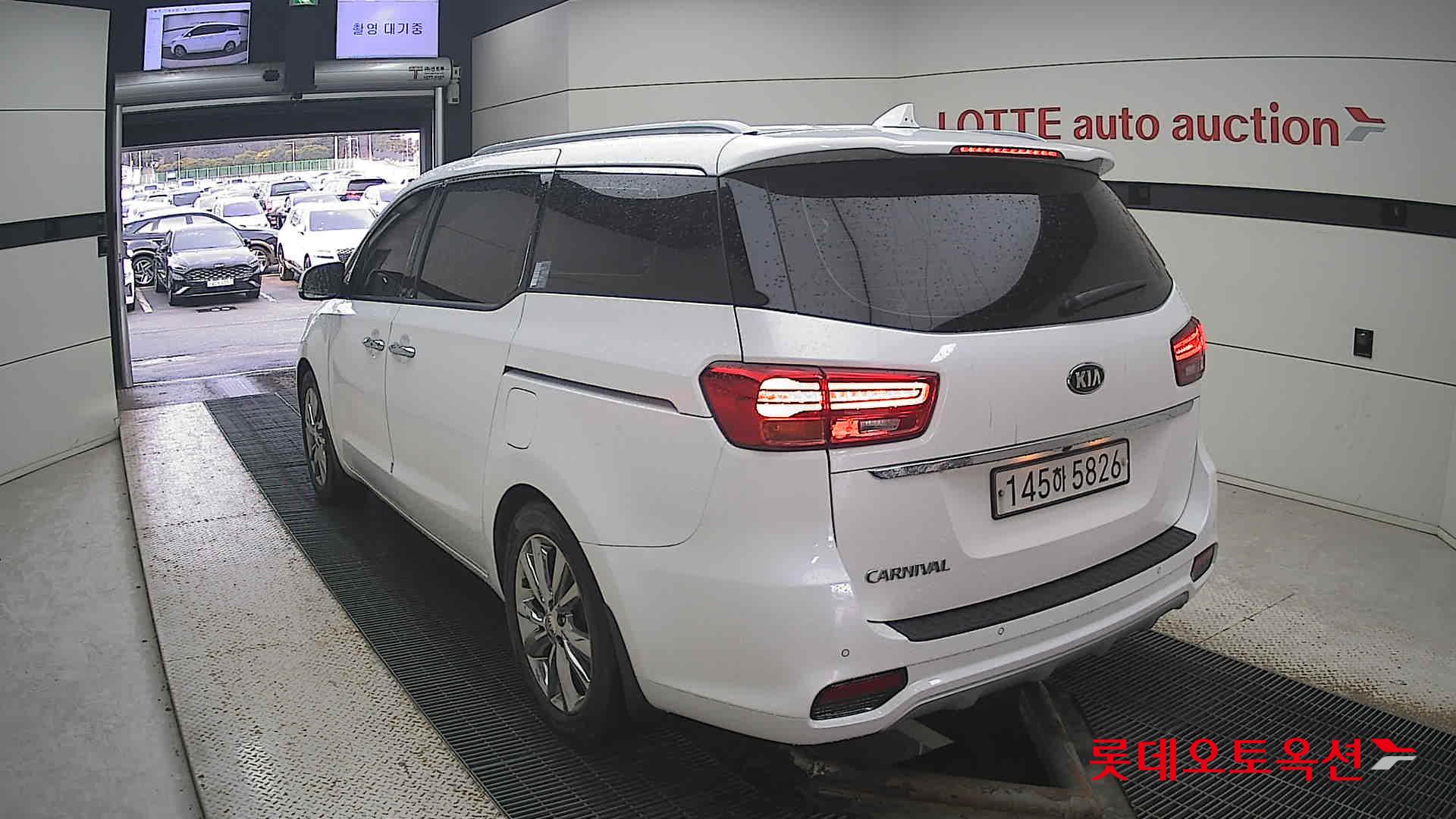 Kia Carnival id 3471529 из Кореи 9