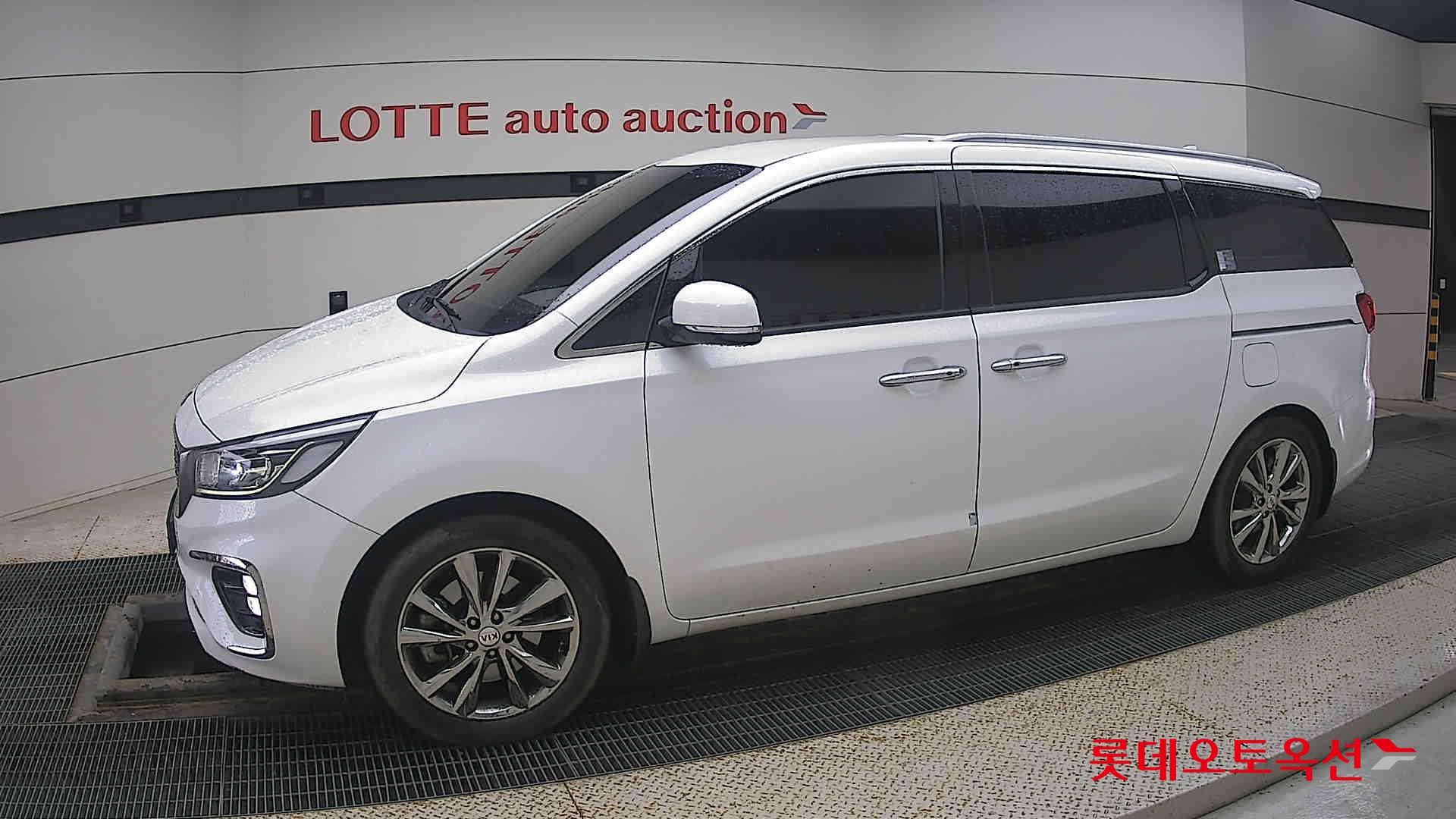 Kia Carnival id 3471529 из Кореи 12