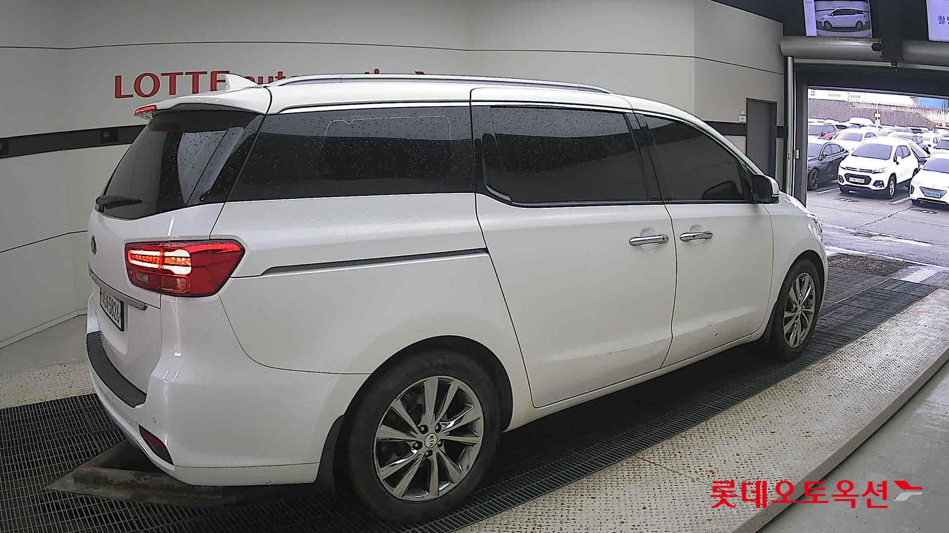 Kia Carnival id 3471529 из Кореи 19