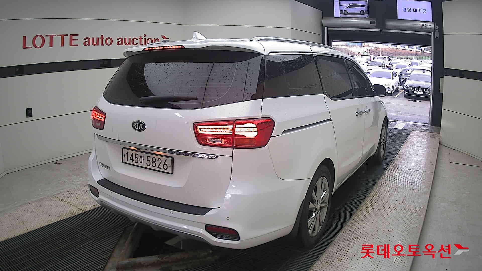 Kia Carnival id 3471529 из Кореи 20