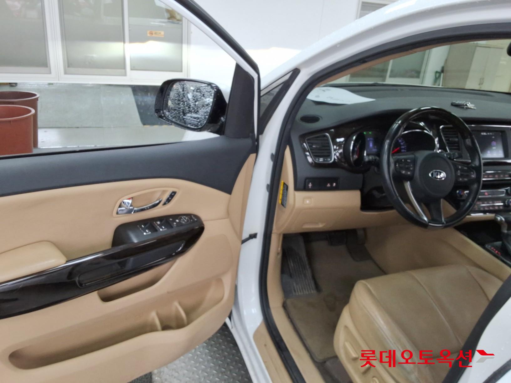 Kia Carnival id 3471529 из Кореи 35