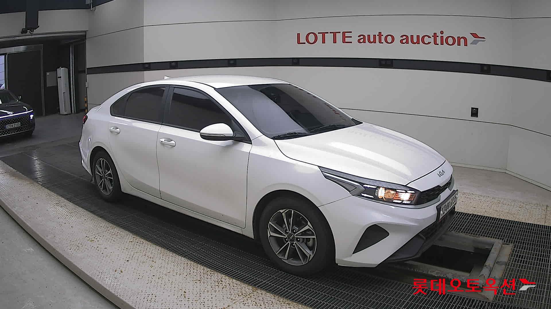 Kia K3 id 3466847 из Кореи 16