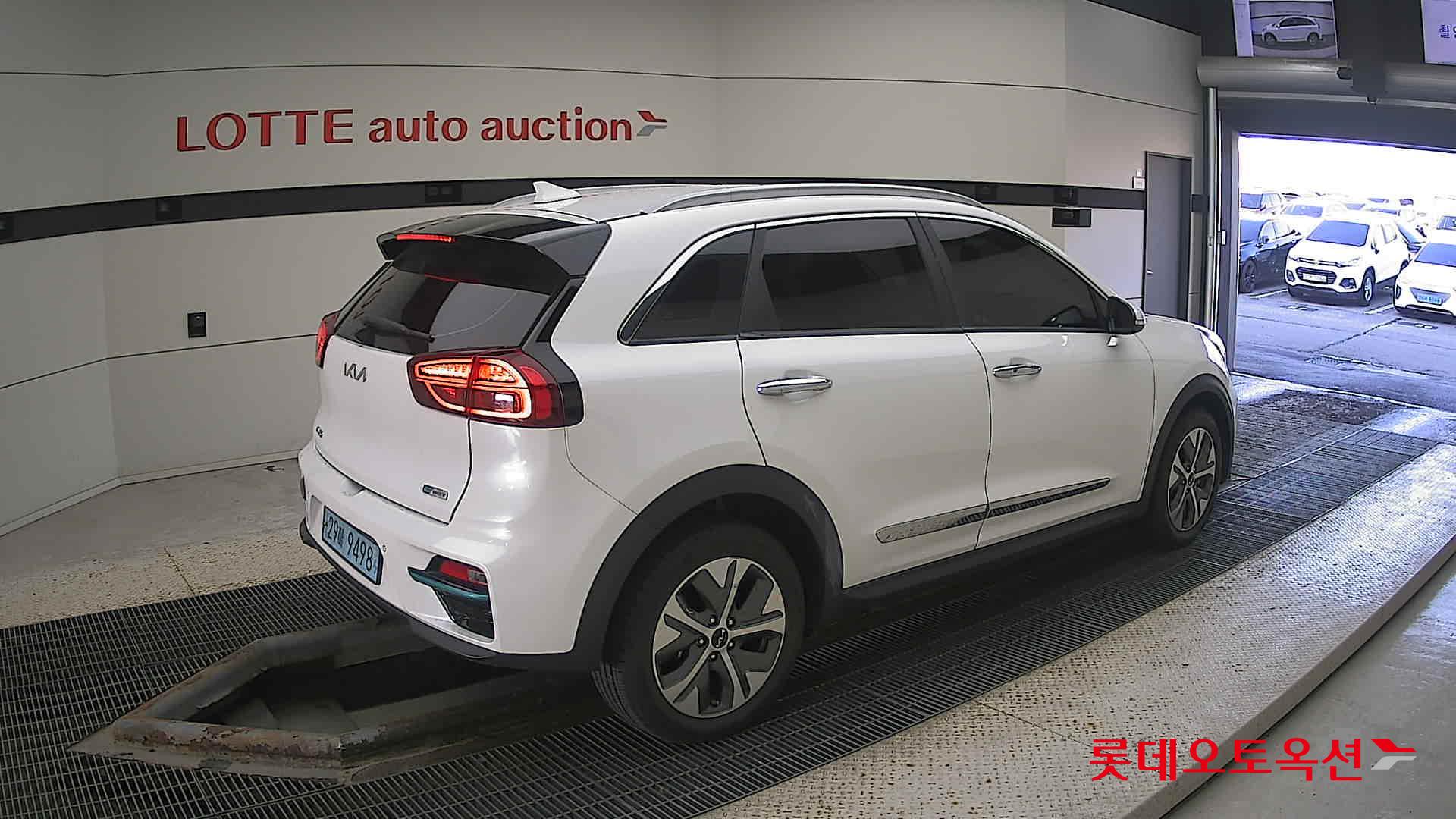 Kia Niro EV id 3476487 из Кореи 19