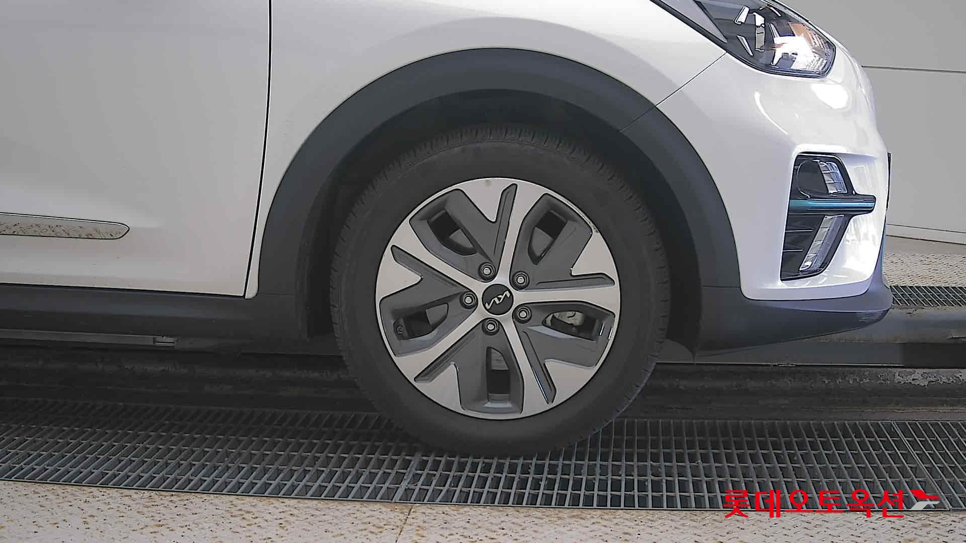 Kia Niro EV id 3476487 из Кореи 23