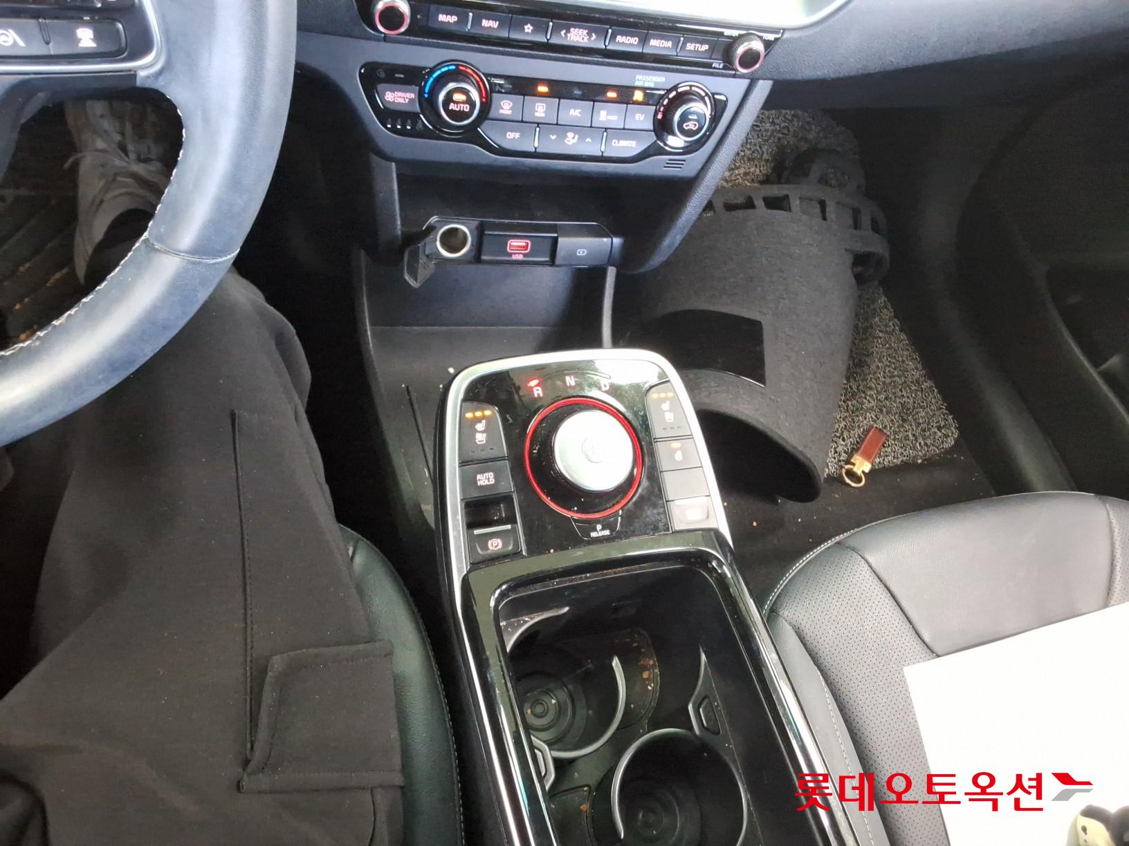 Kia Niro EV id 3476487 из Кореи 33