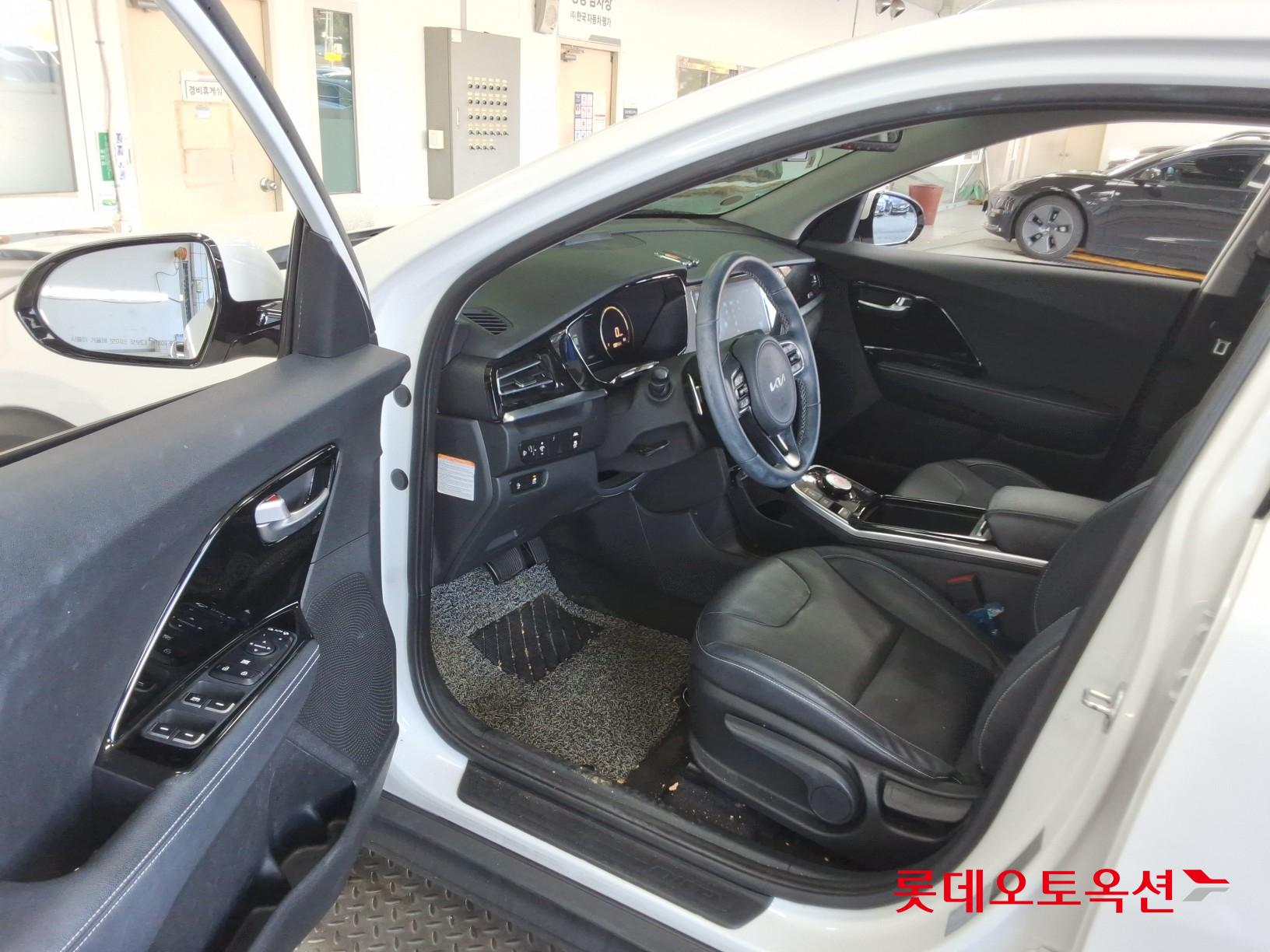 Kia Niro EV id 3476487 из Кореи 34