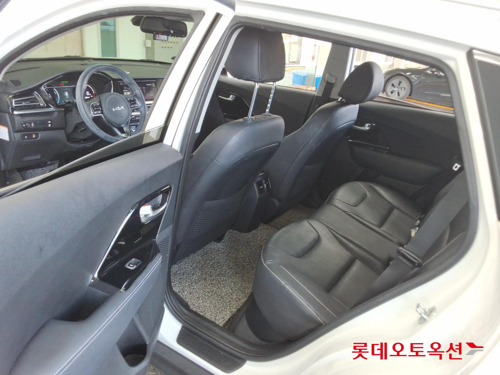 Kia Niro EV id 3476487 из Кореи 36