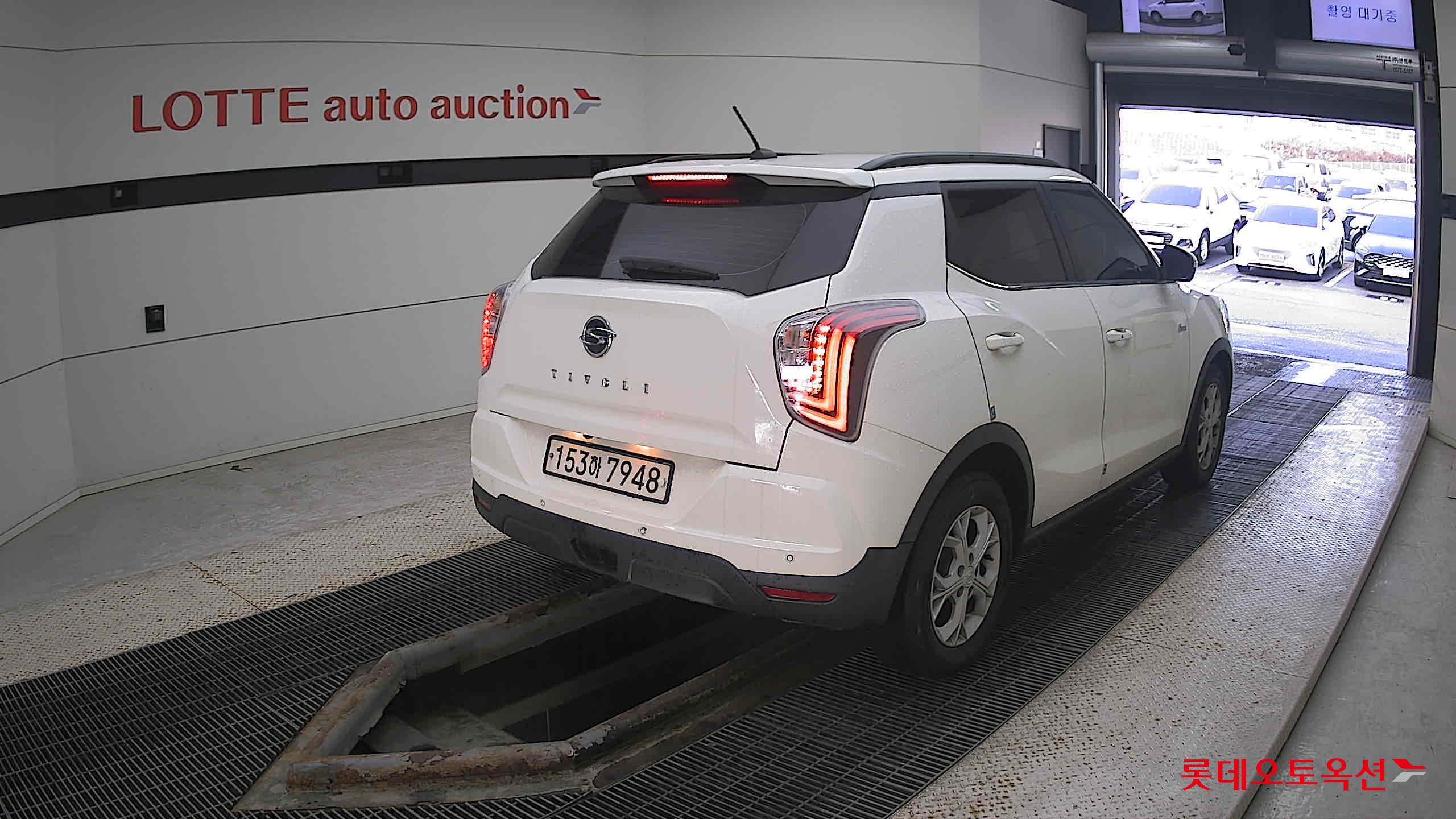 SsangYong Tivoli 2021 Grand White из Кореи, фото 4
