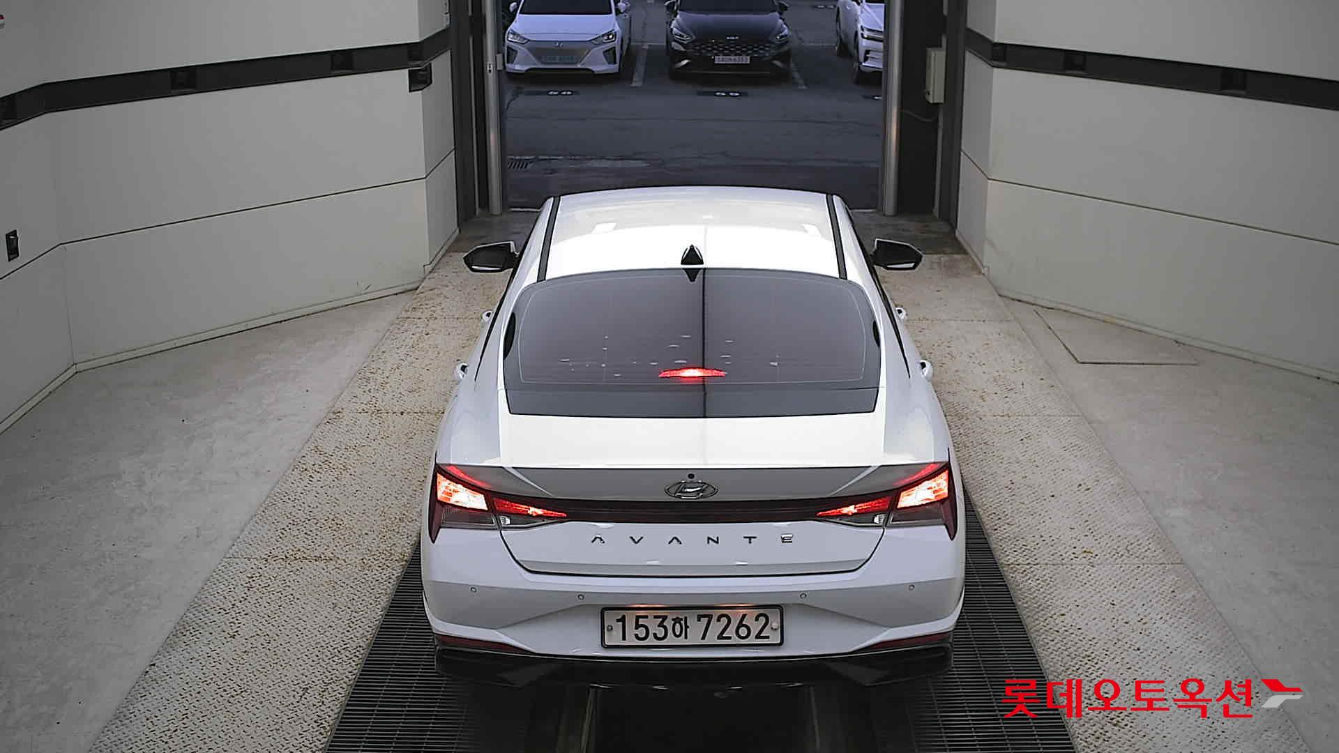 Hyundai Avante 2021 Polar White из Кореи, фото 5