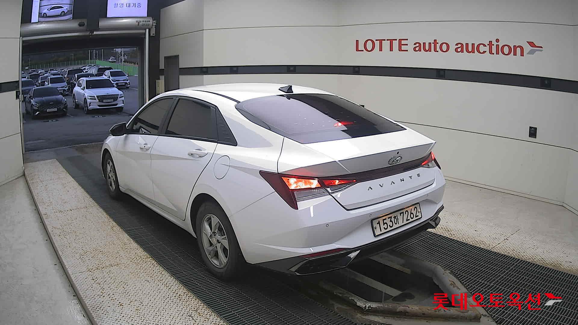 Hyundai Avante 2021 Polar White из Кореи, фото 6