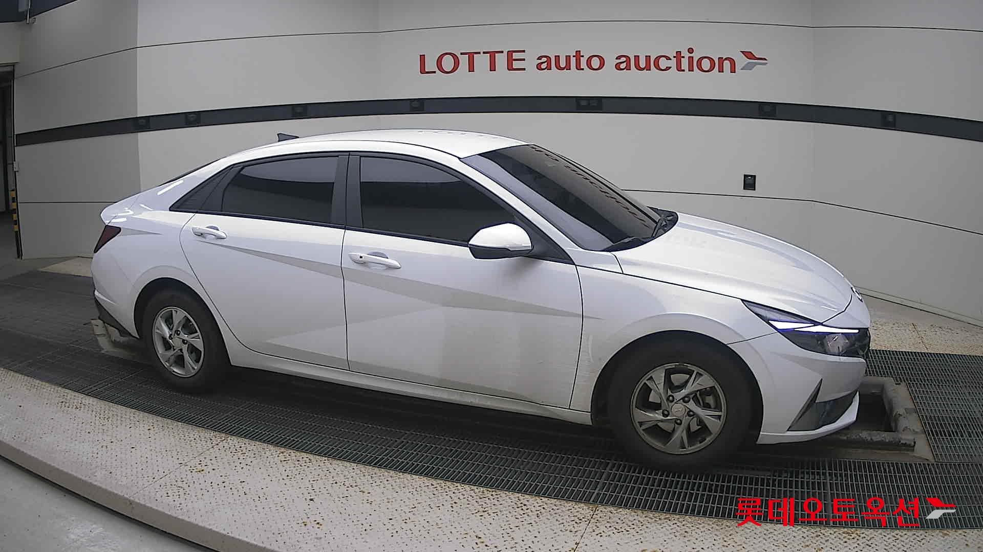 Hyundai Avante id 3471633 из Кореи 17