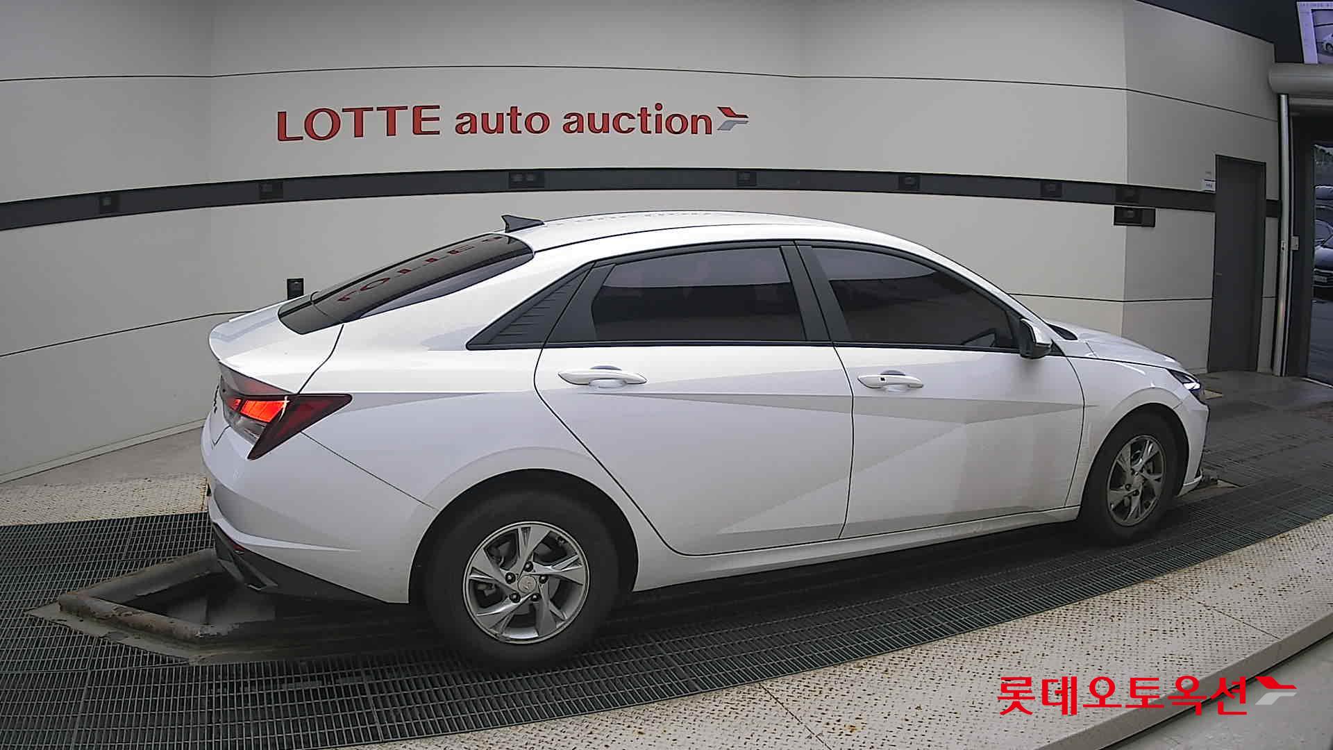 Hyundai Avante id 3471633 из Кореи 18