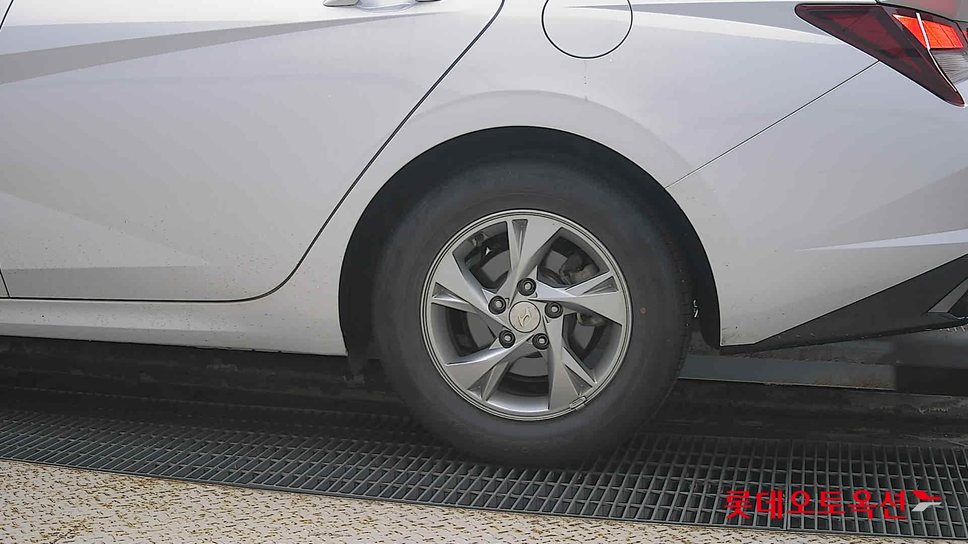 Hyundai Avante id 3471633 из Кореи 22