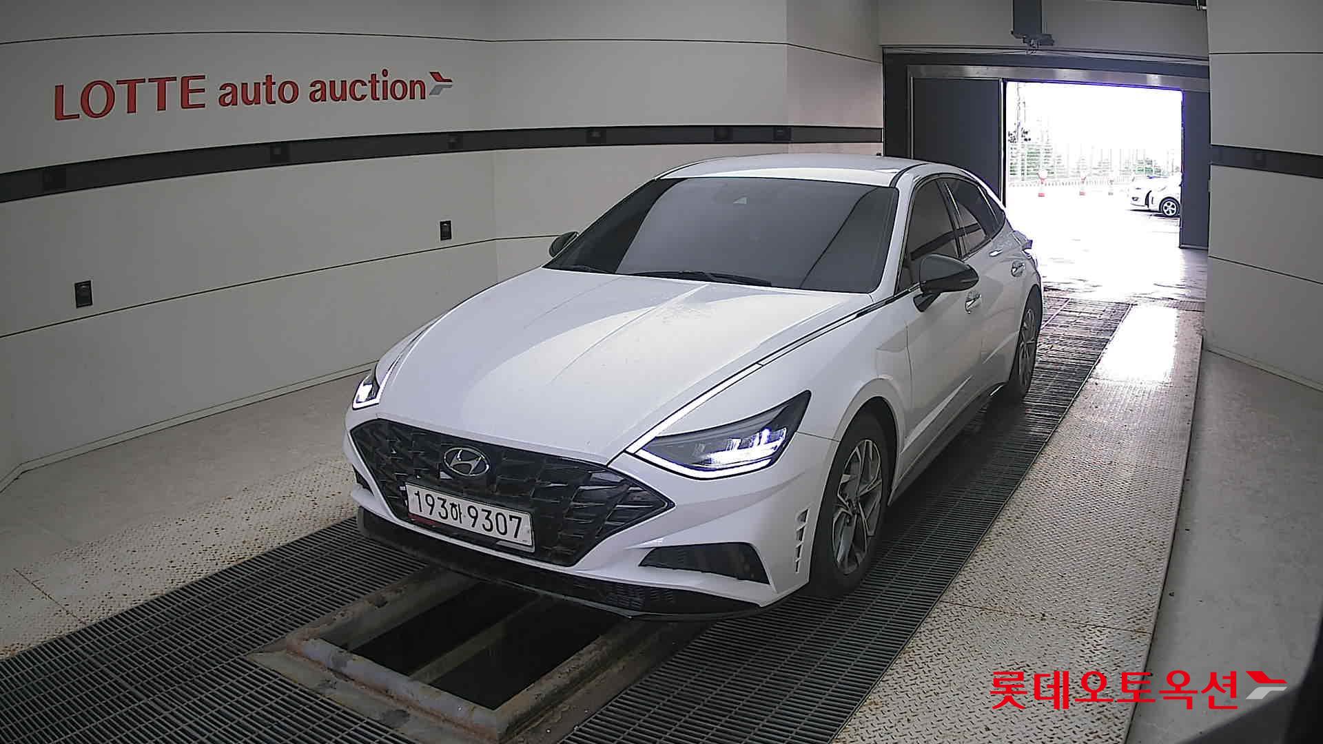 Hyundai Sonata 2022 Creamy White Pearl (optional) из Кореи