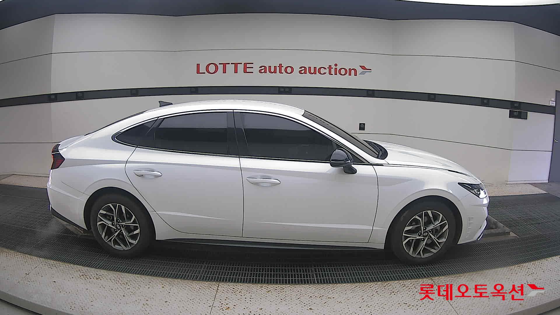 Hyundai Sonata 2022 Creamy White Pearl (optional) из Кореи, фото 3