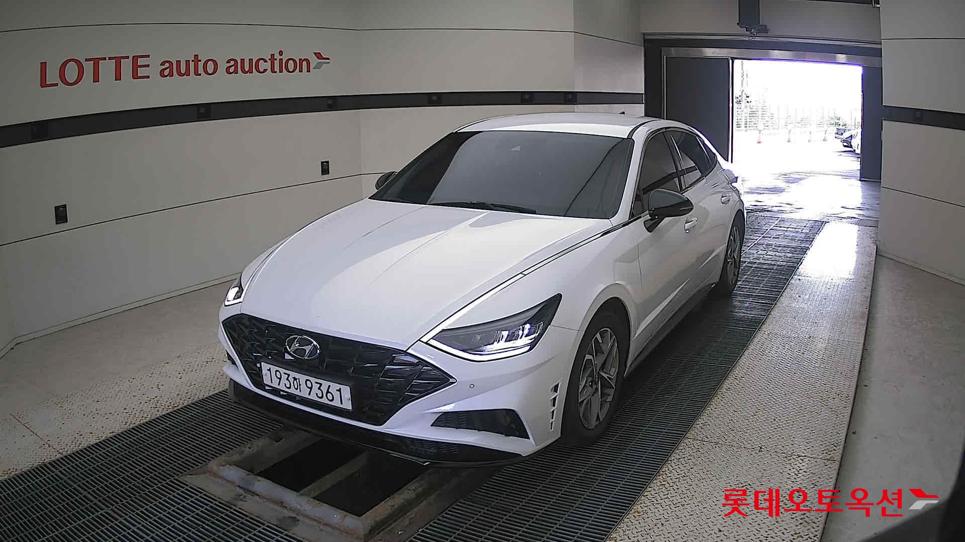 Hyundai Sonata 2022 Creamy White Pearl (optional) из Кореи
