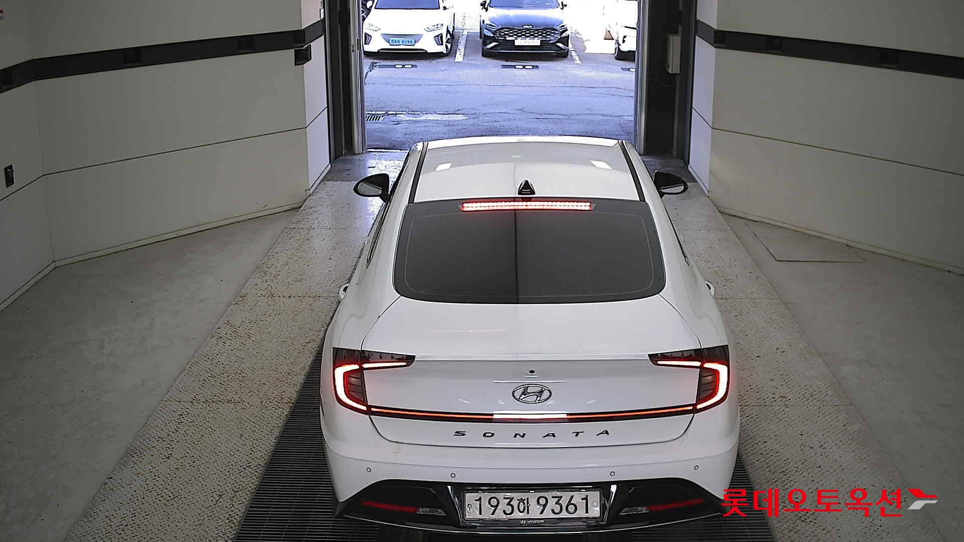 Hyundai Sonata 2022 Creamy White Pearl (optional) из Кореи, фото 5