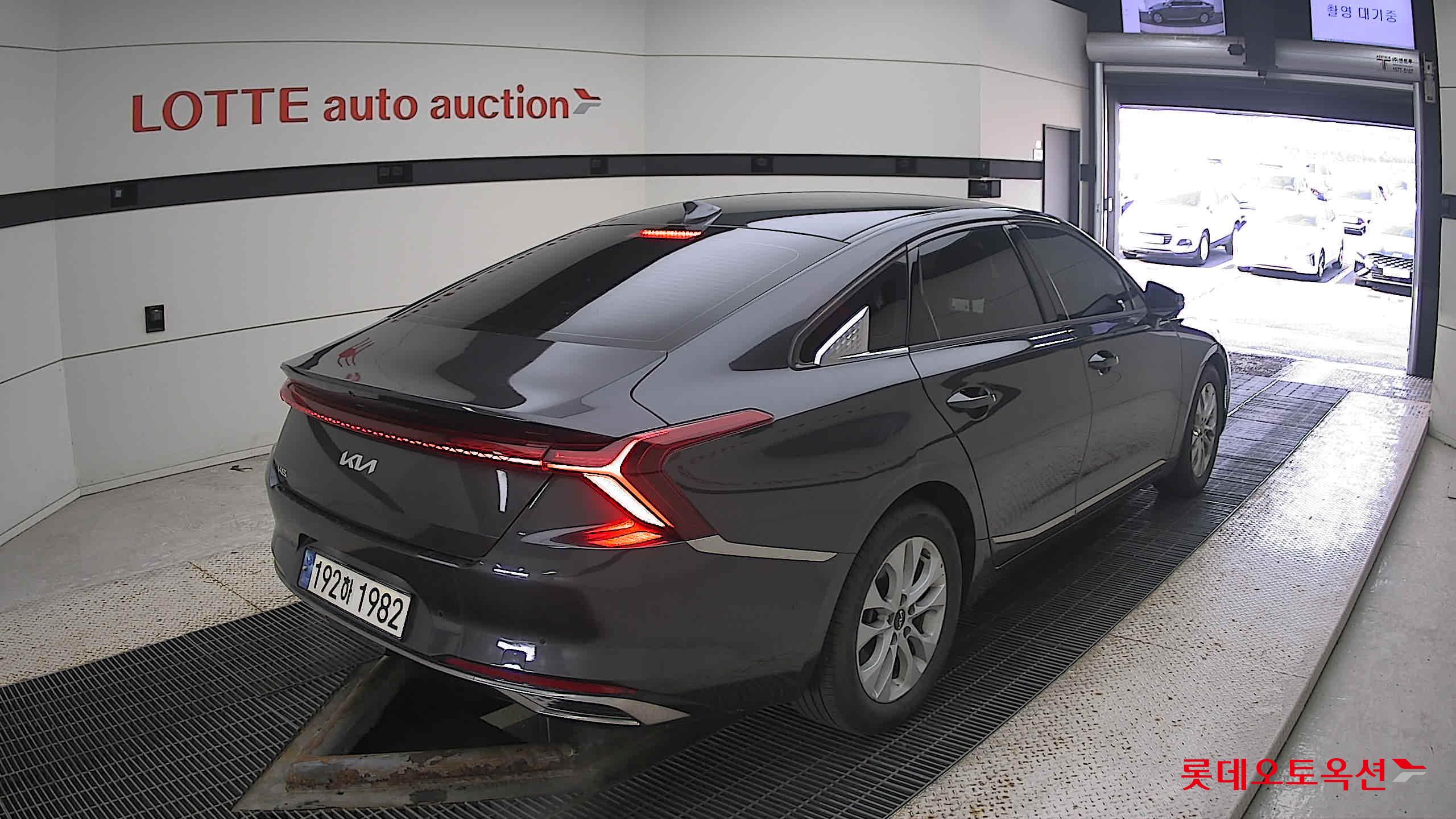 Kia K8 2023 Interstellagray из Кореи, фото 4