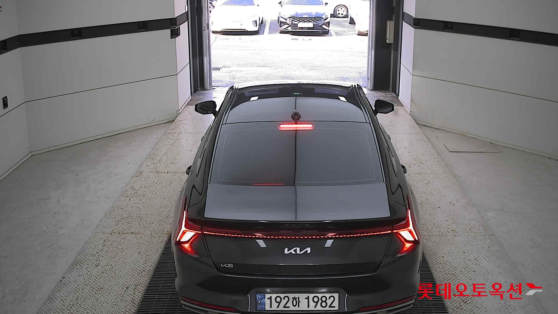 Kia K8 2023 Interstellagray из Кореи, фото 5