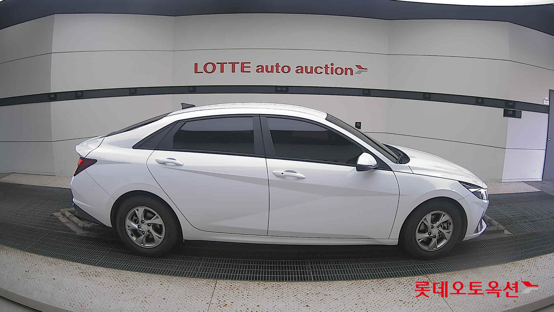 Hyundai Avante 2021 Polar White из Кореи, фото 3