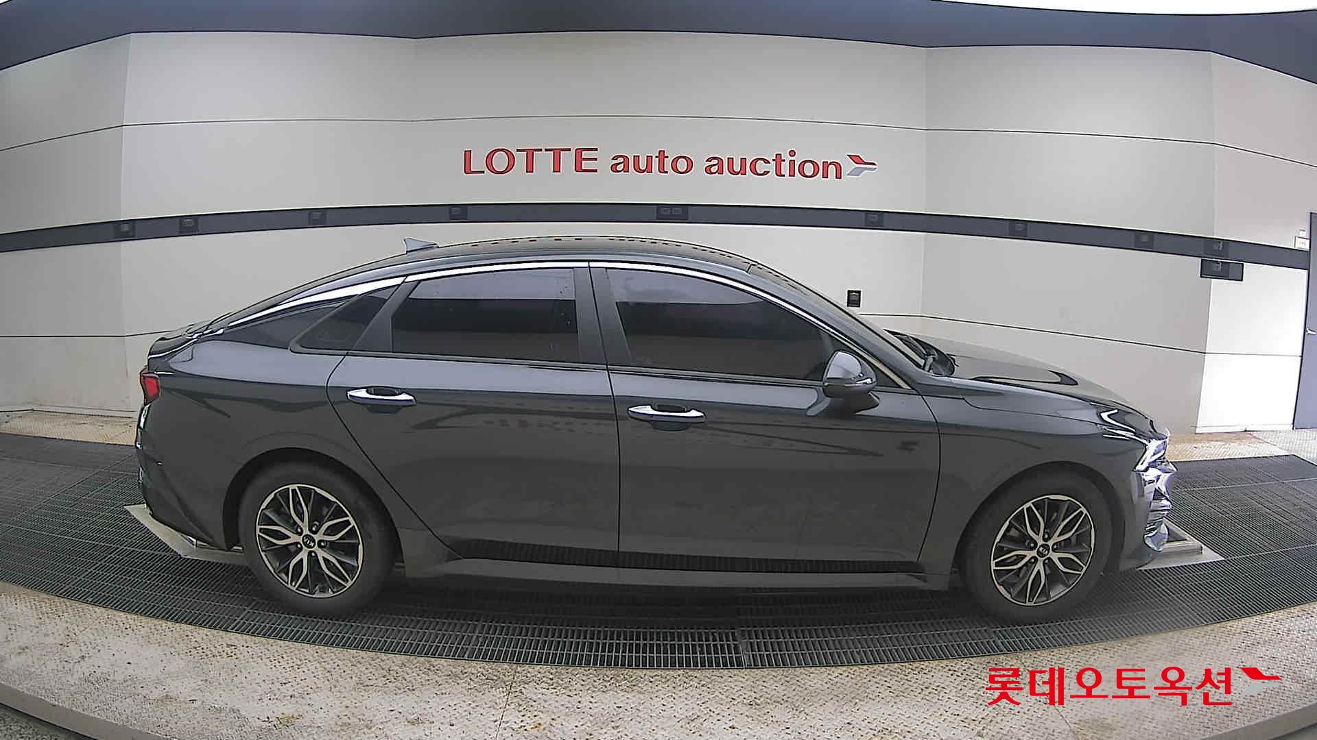 Kia K5 - 21