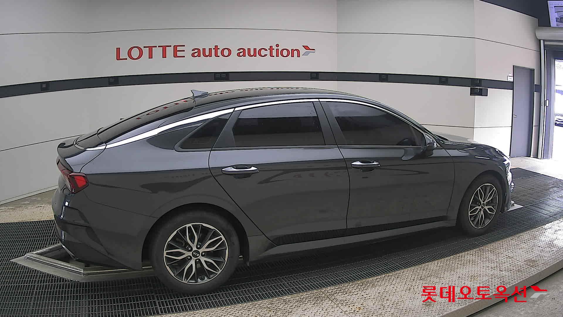 Kia K5 - 20