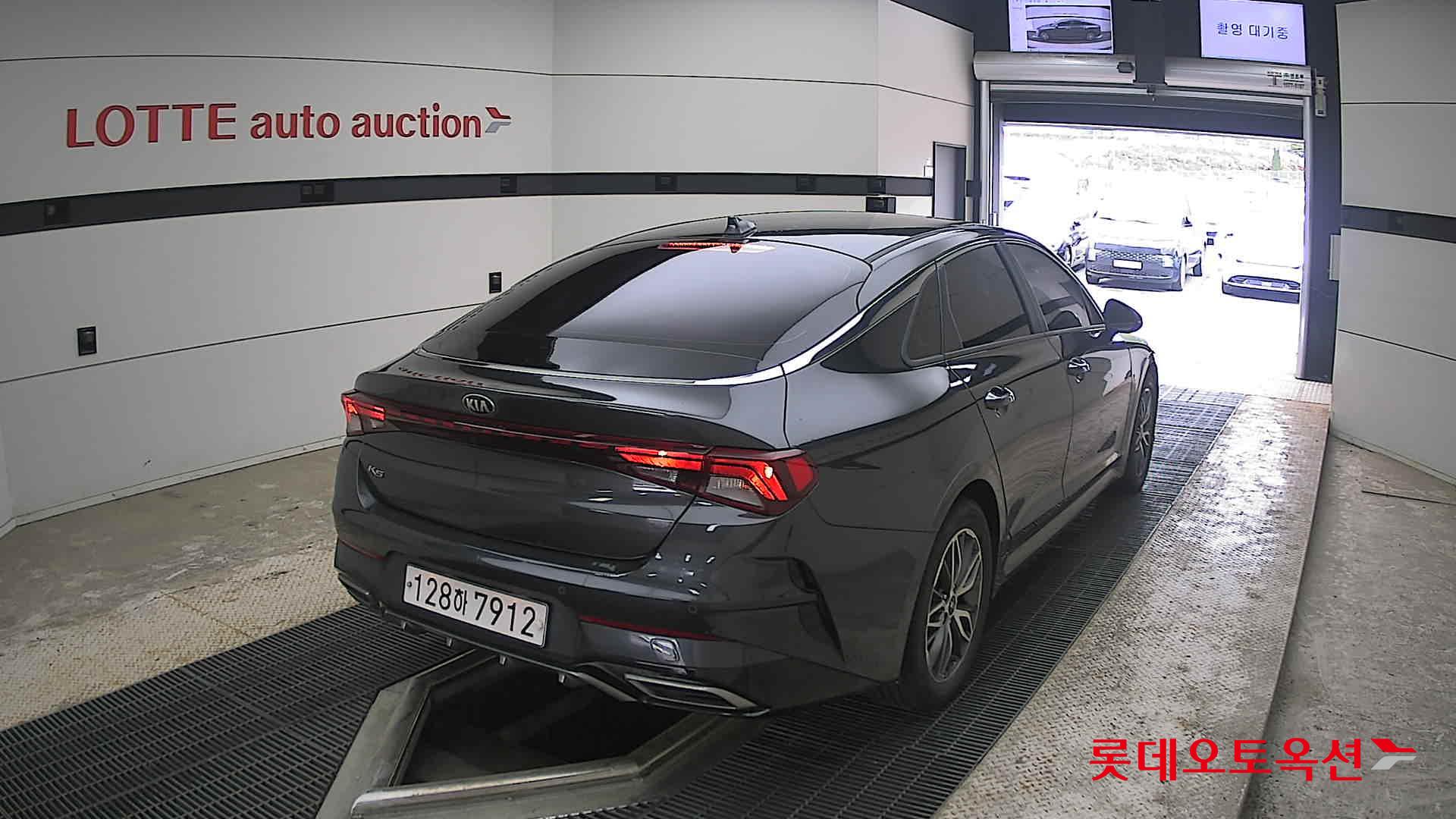 Kia K5 - 18