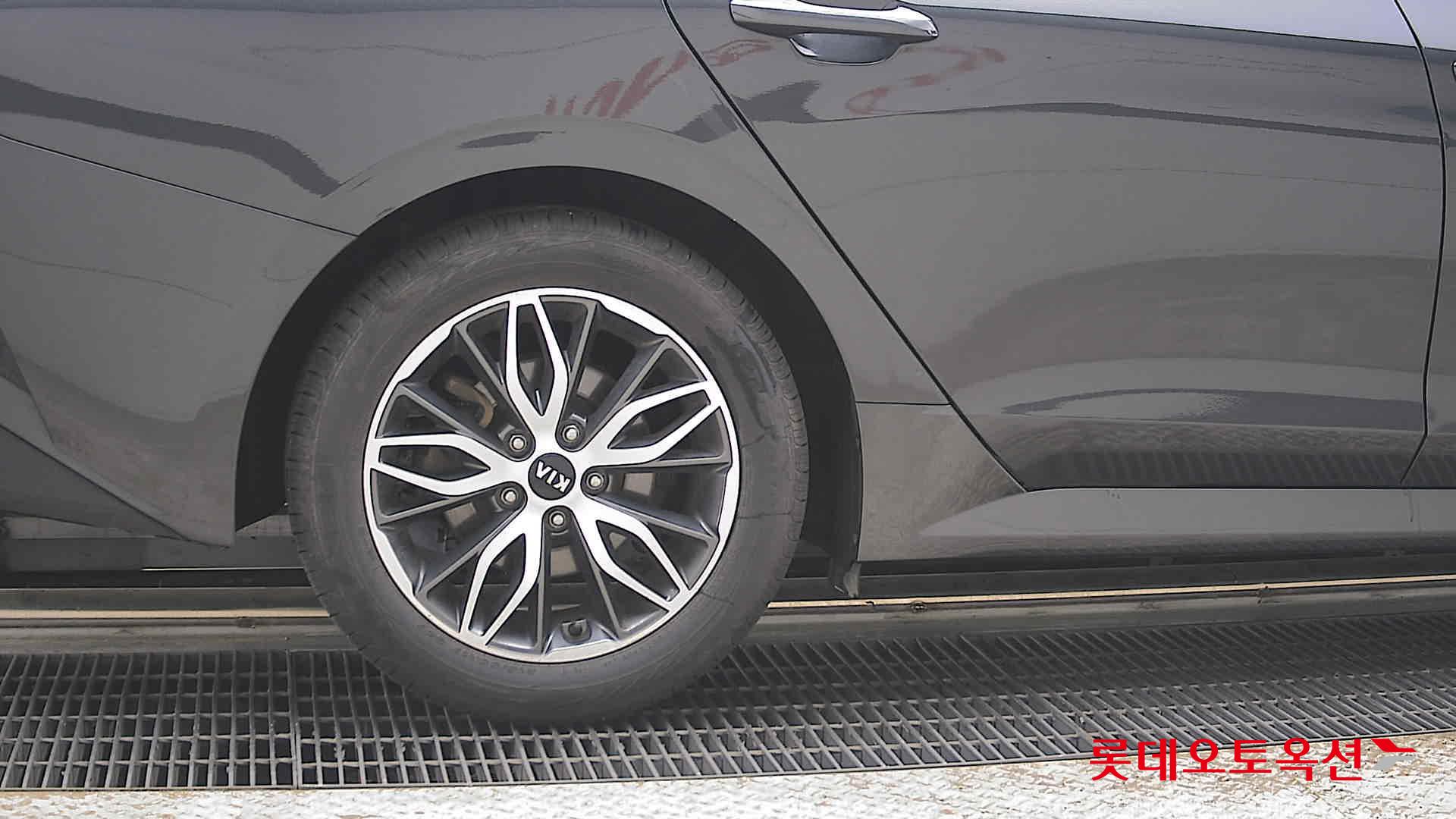 Kia K5 - 28