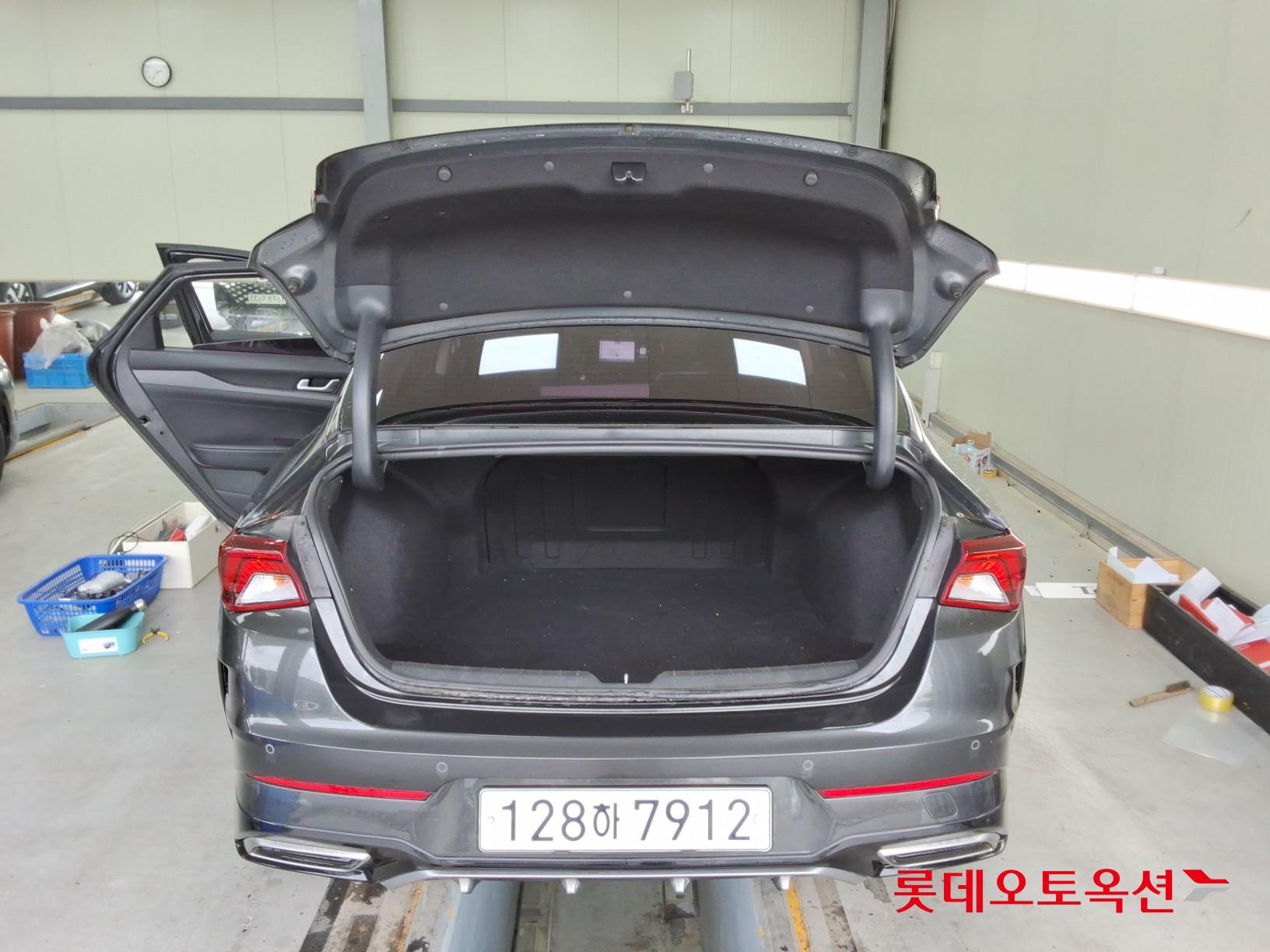 Kia K5 - 9