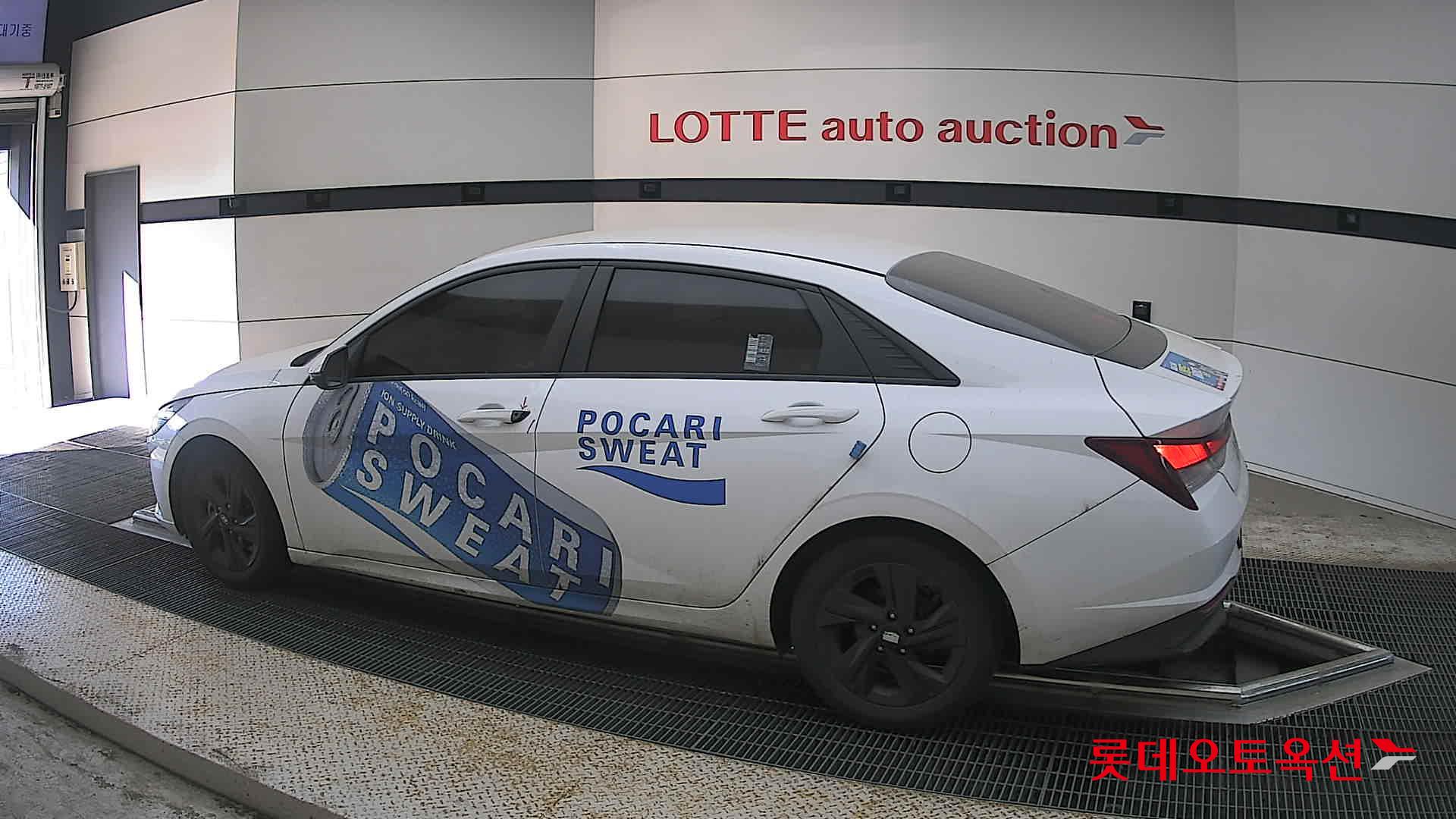 2022 - hyundai avante