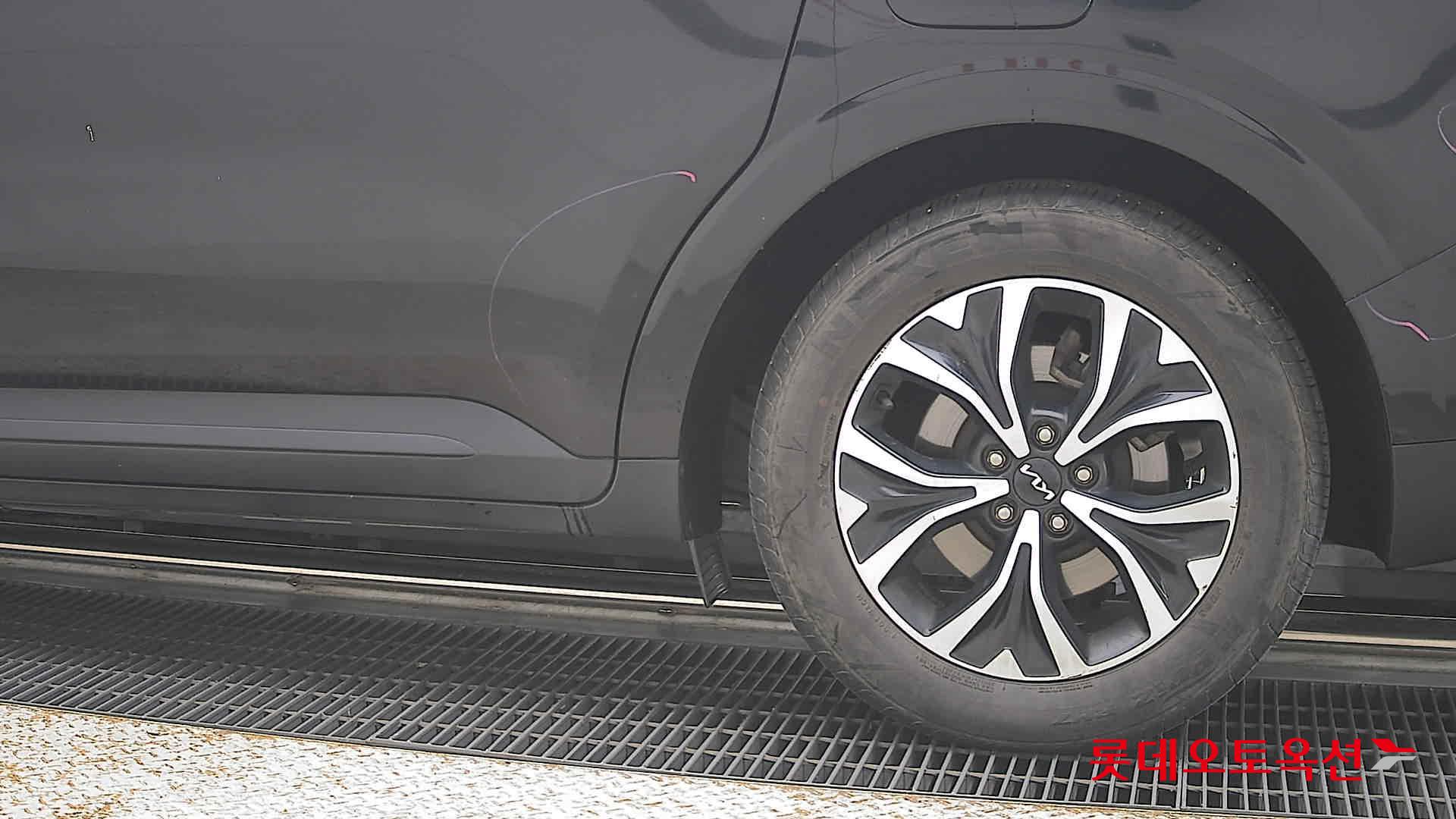2022 - kia carnival