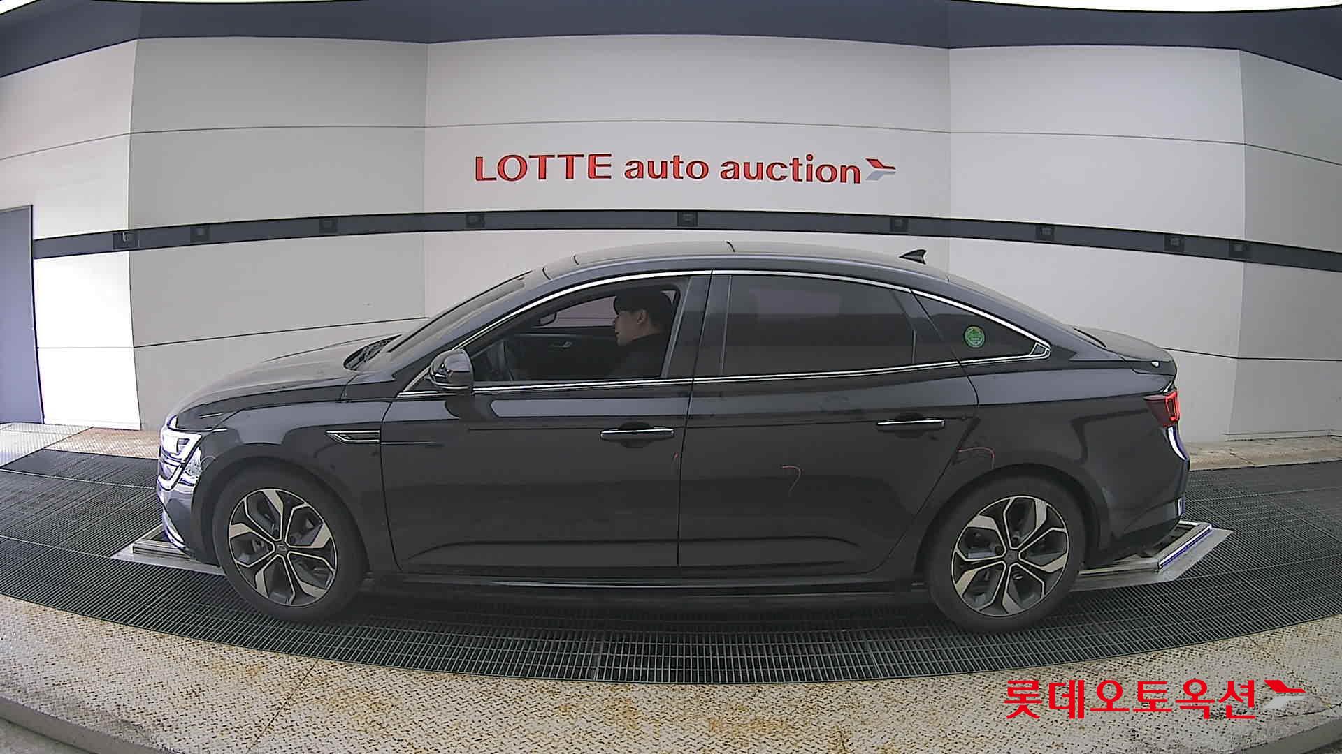 Renault Samsung SM6 - 13