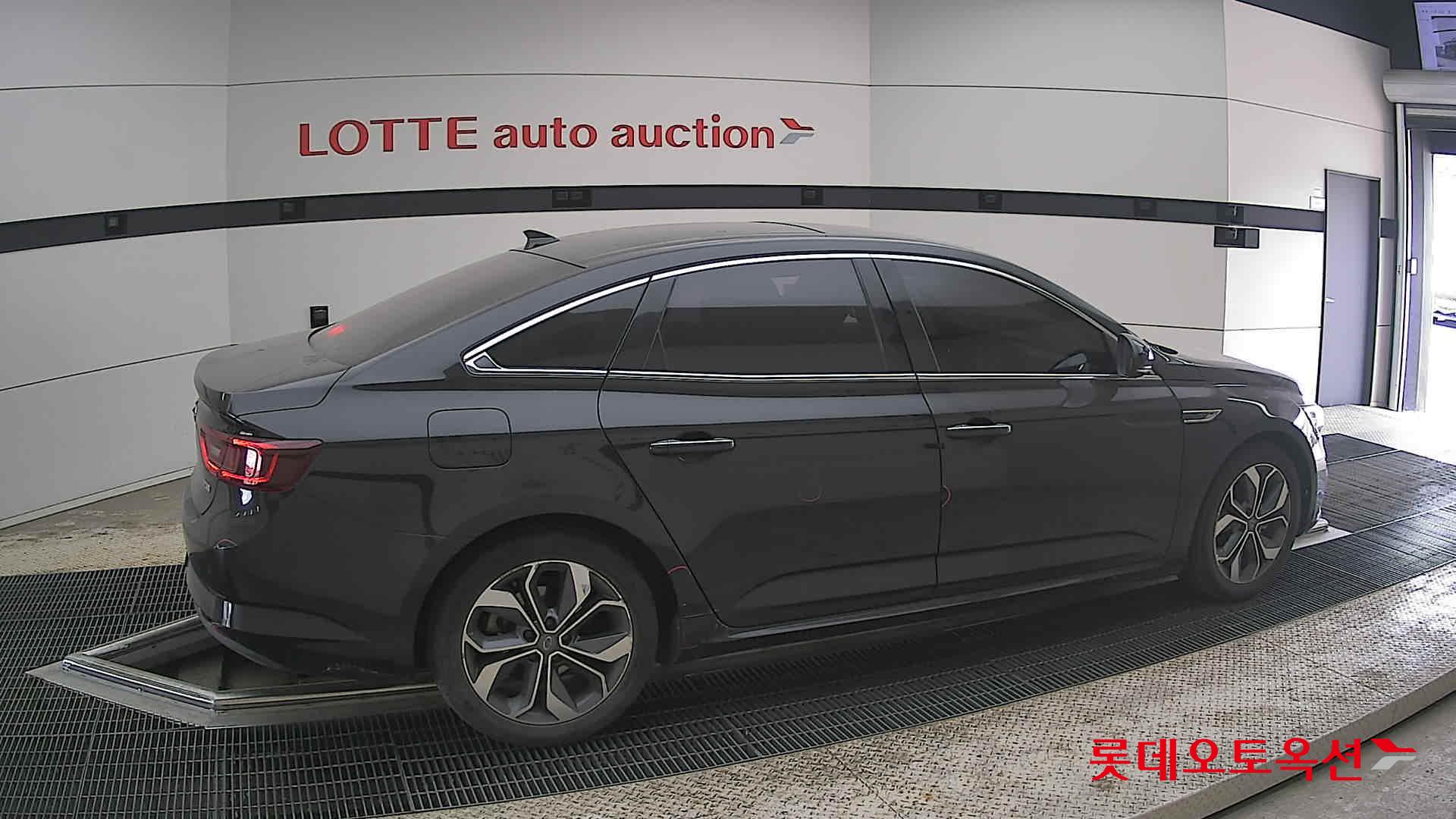 Renault Samsung SM6 - 20