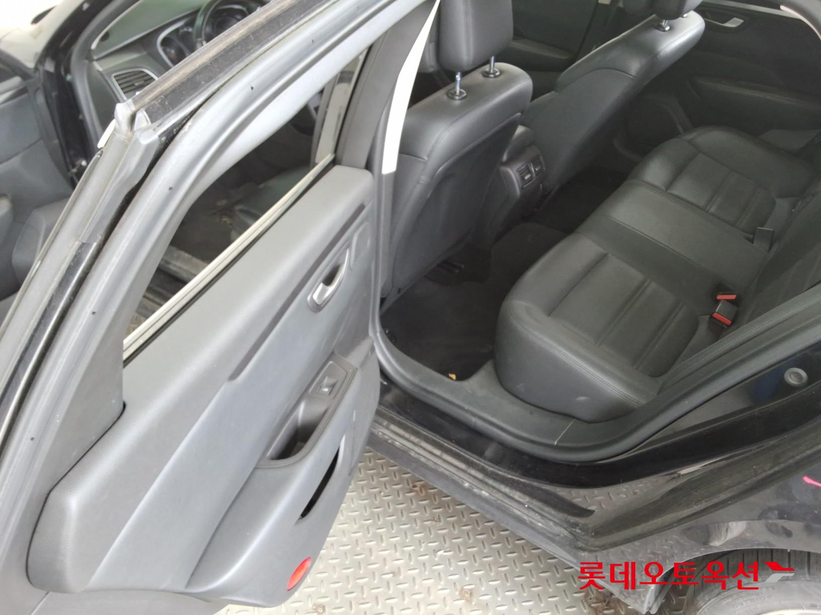 Renault Samsung SM6 - 38