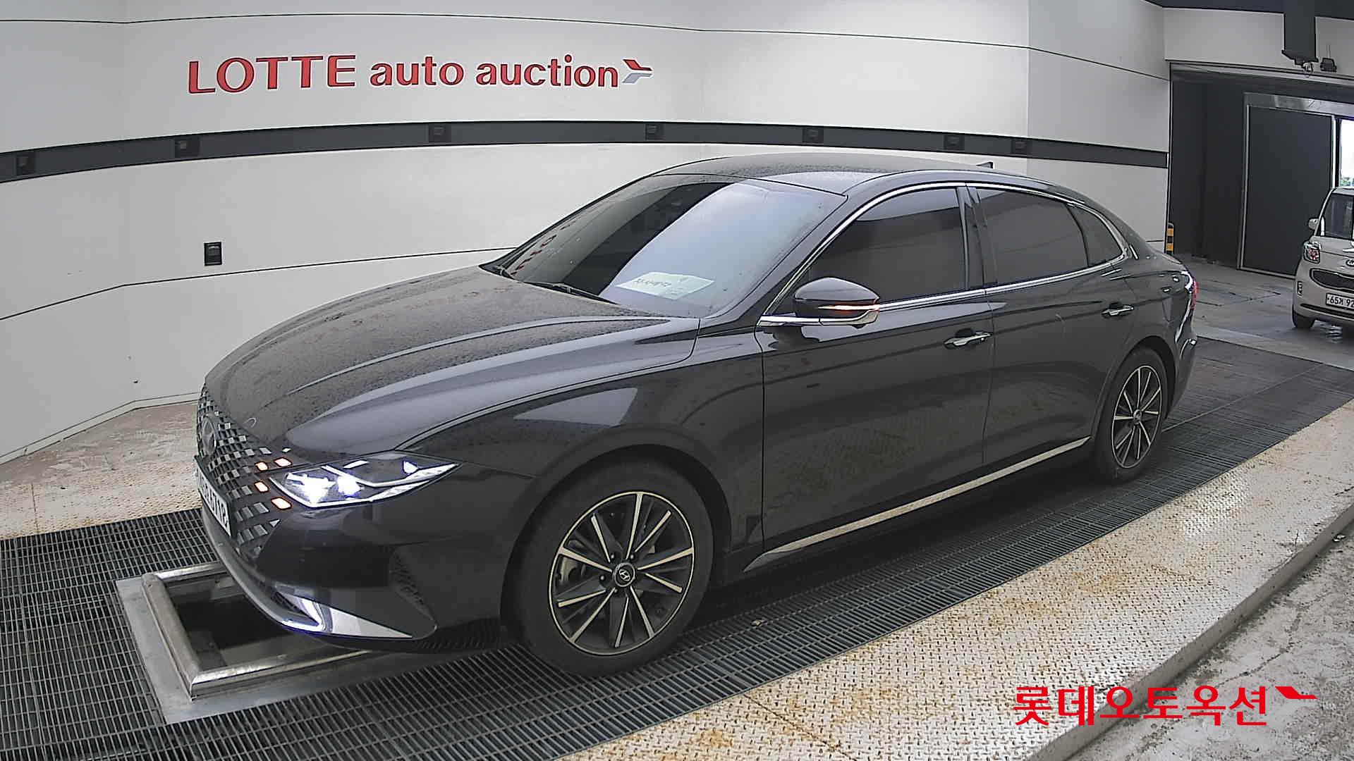 2020 - hyundai grandeur