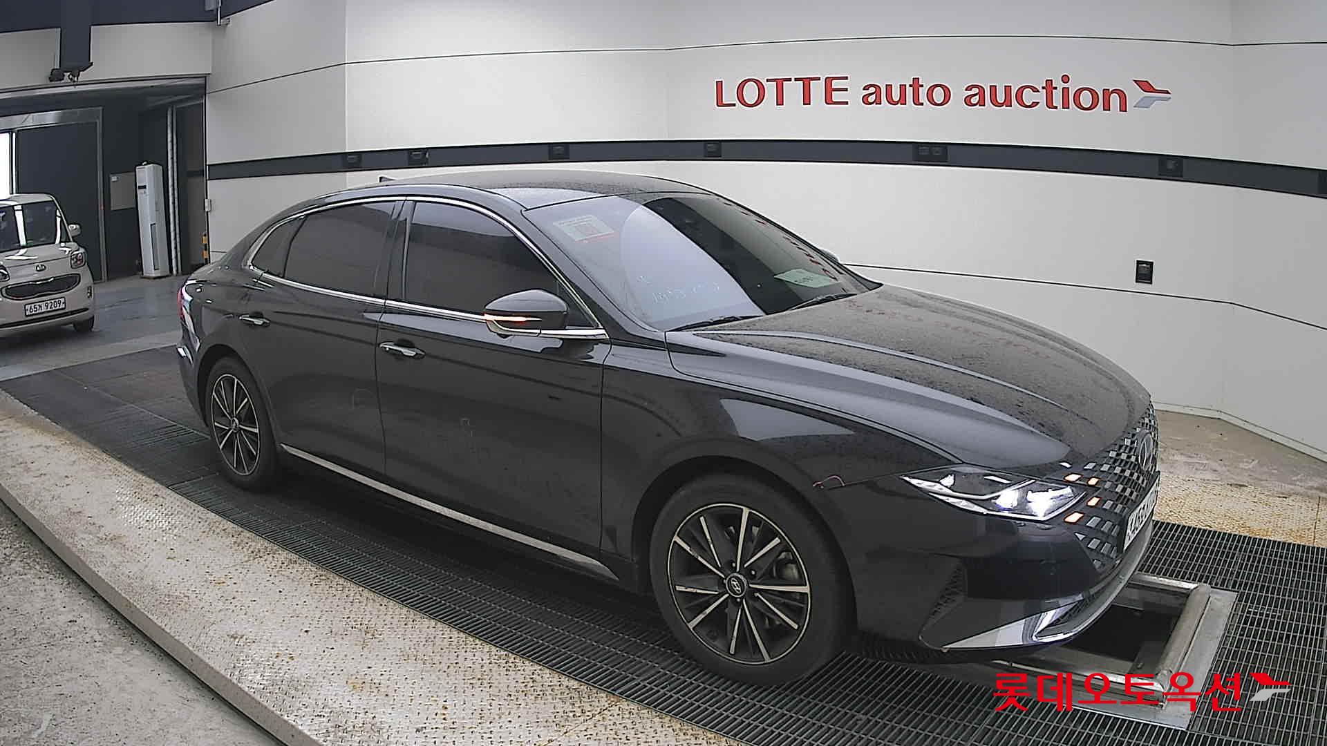 2020 - hyundai grandeur