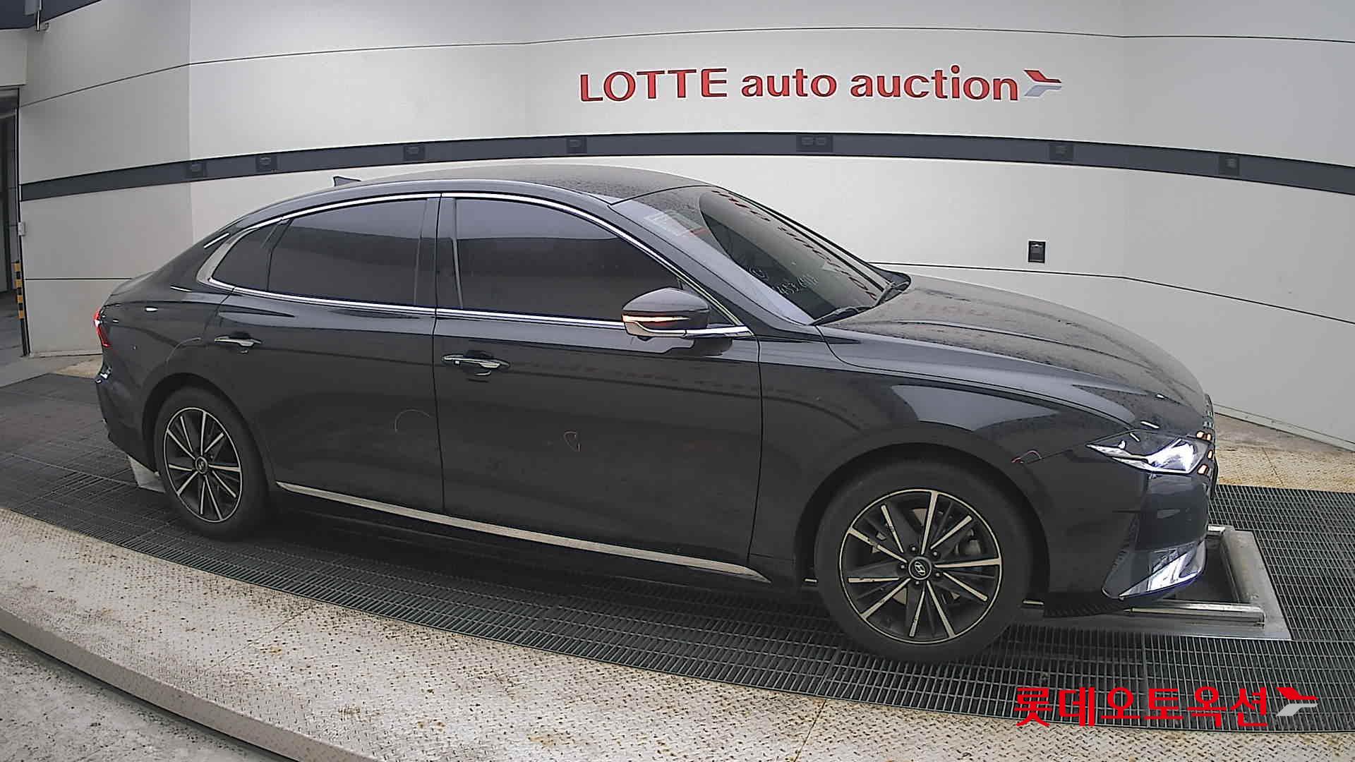 2020 - hyundai grandeur
