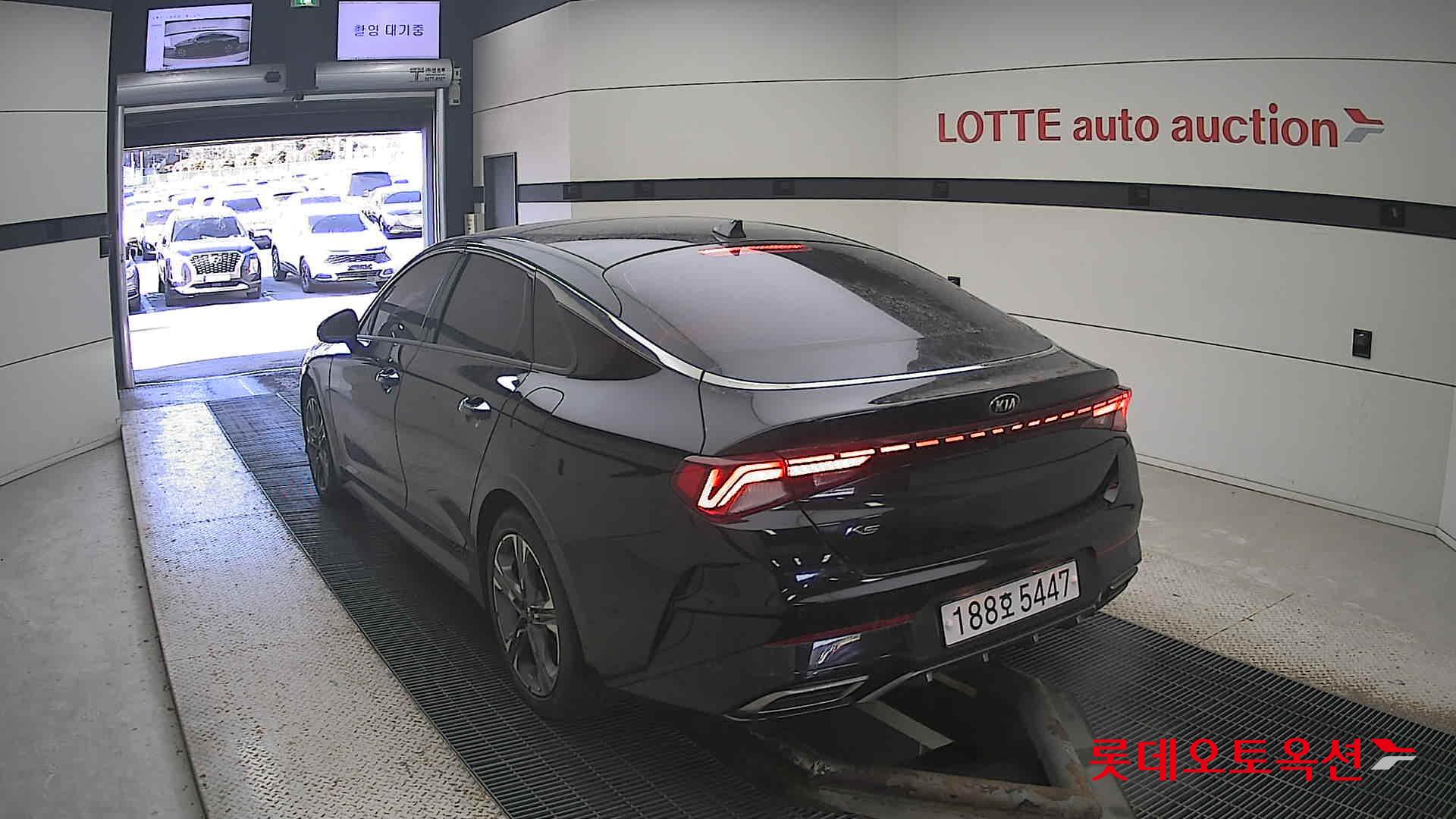 صورة إضافية