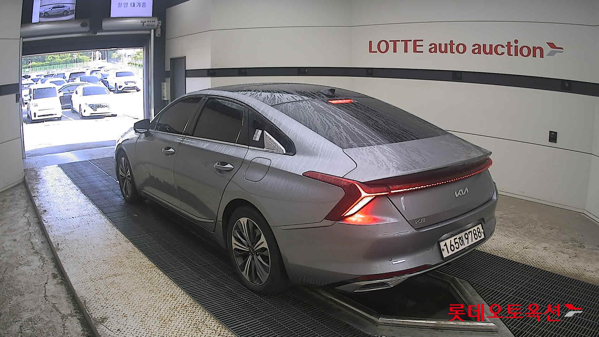 2022 - kia k8
