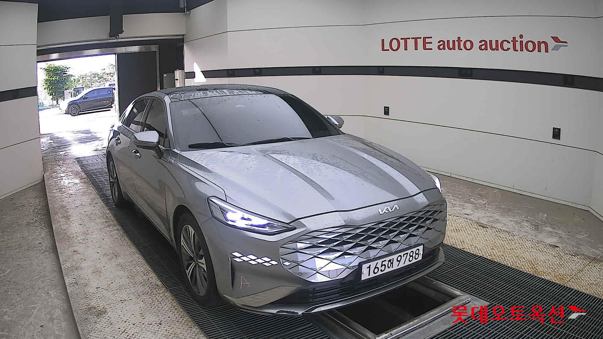 2022 - kia k8