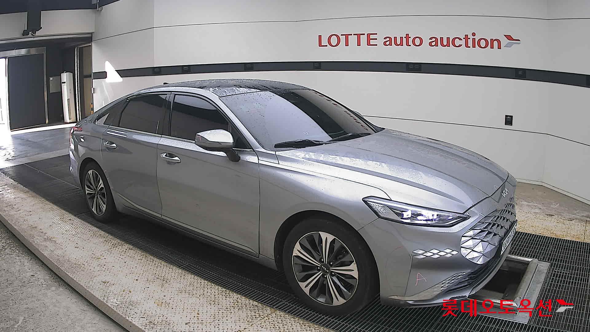 2022 - kia k8
