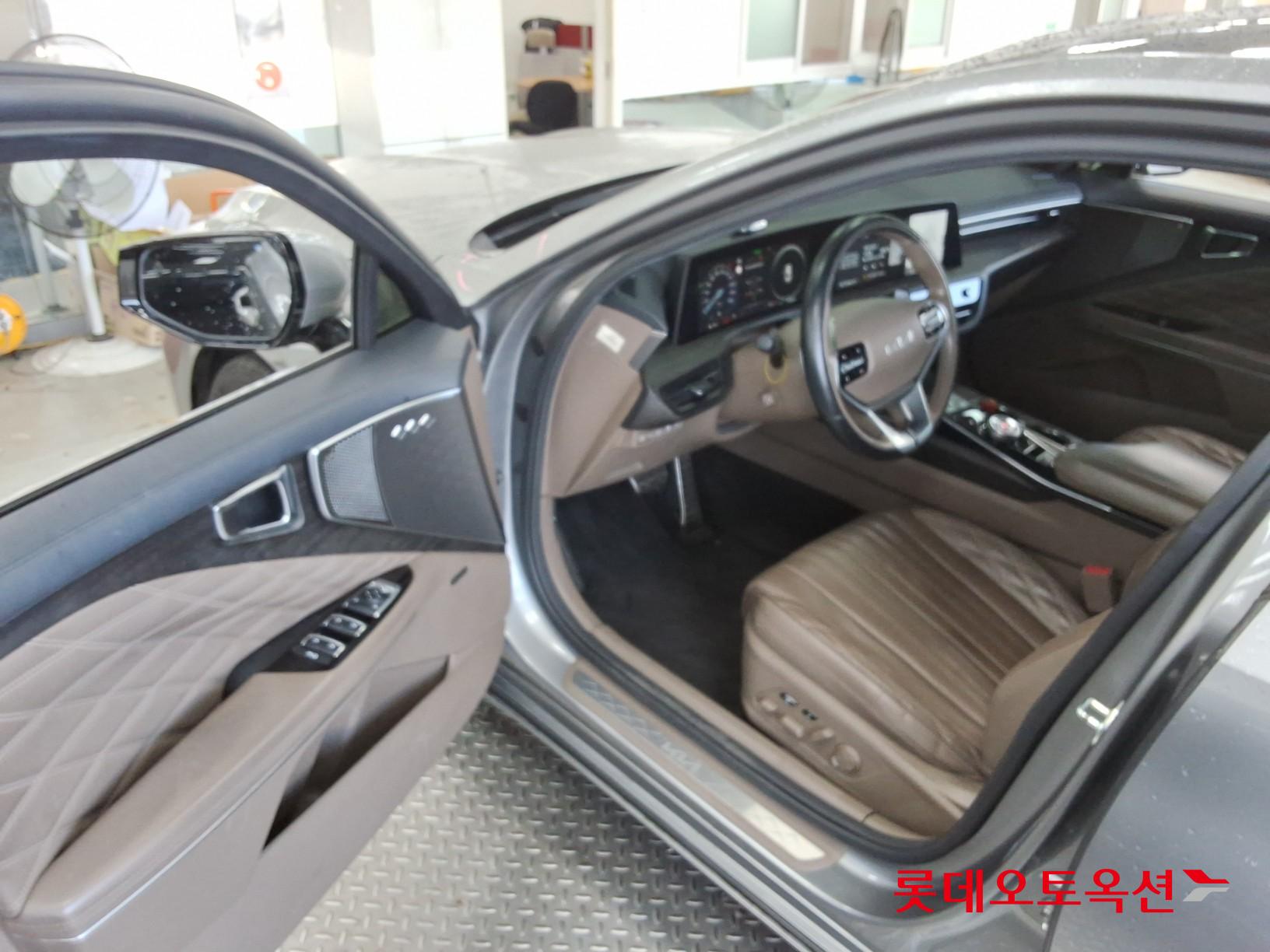 2022 - kia k8