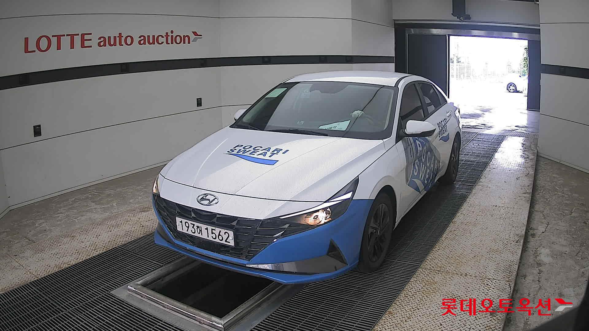 2022 - hyundai avante