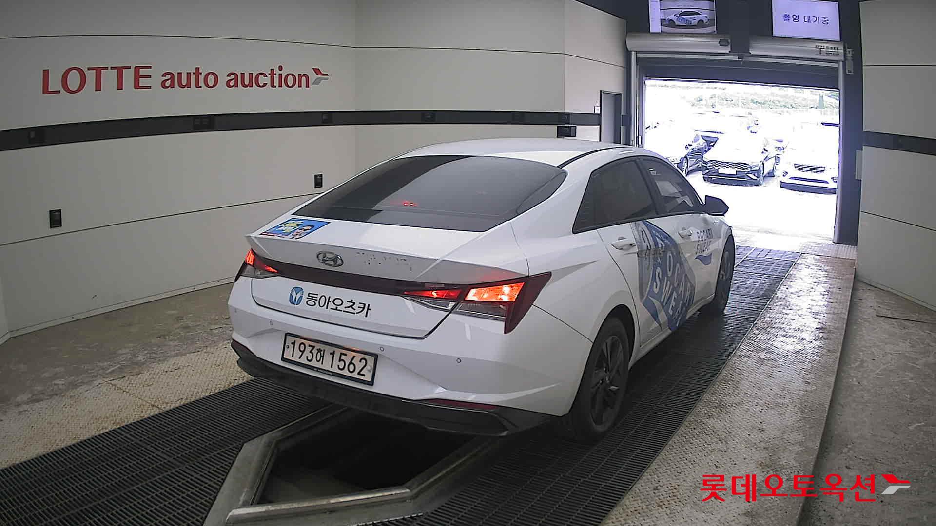 2022 - hyundai avante