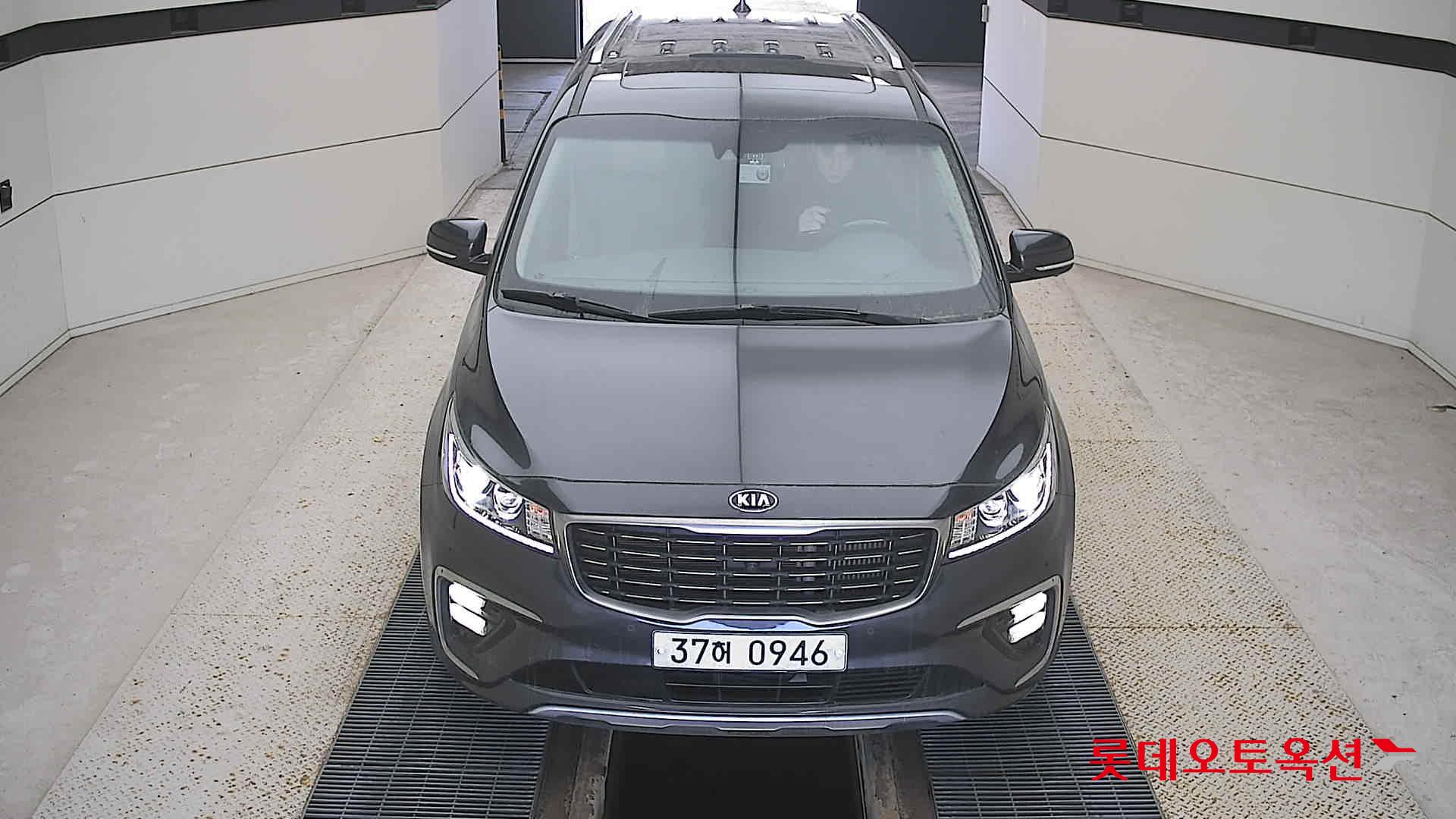 Kia Carnival id 3633616 из Кореи 8