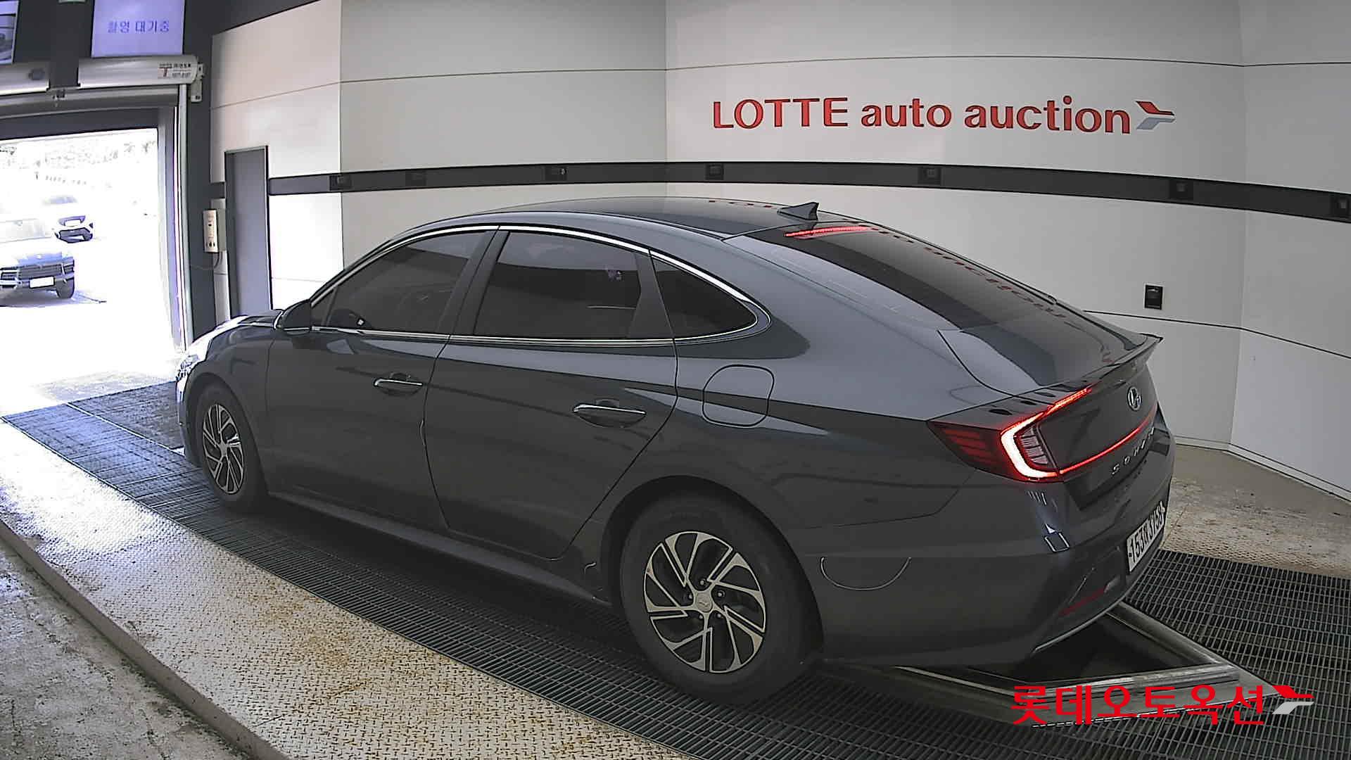 Hyundai Sonata - 15